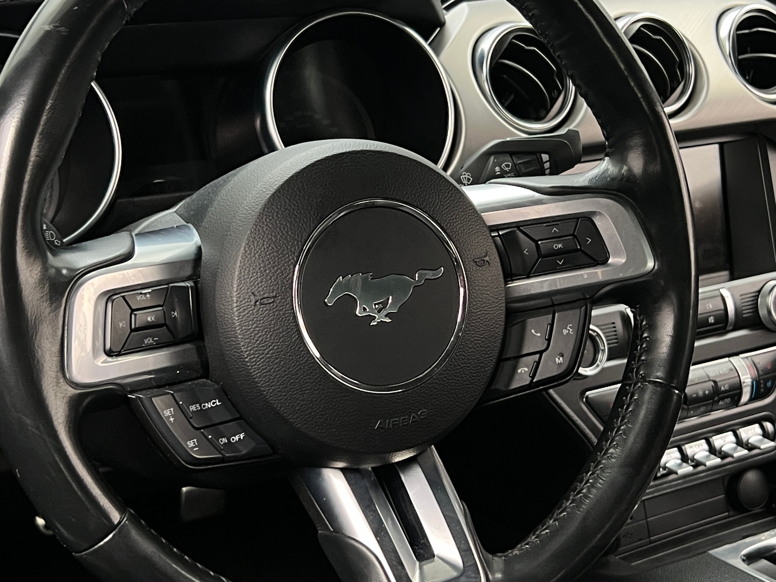 Thumbnail: 2023 Ford Mustang - 5