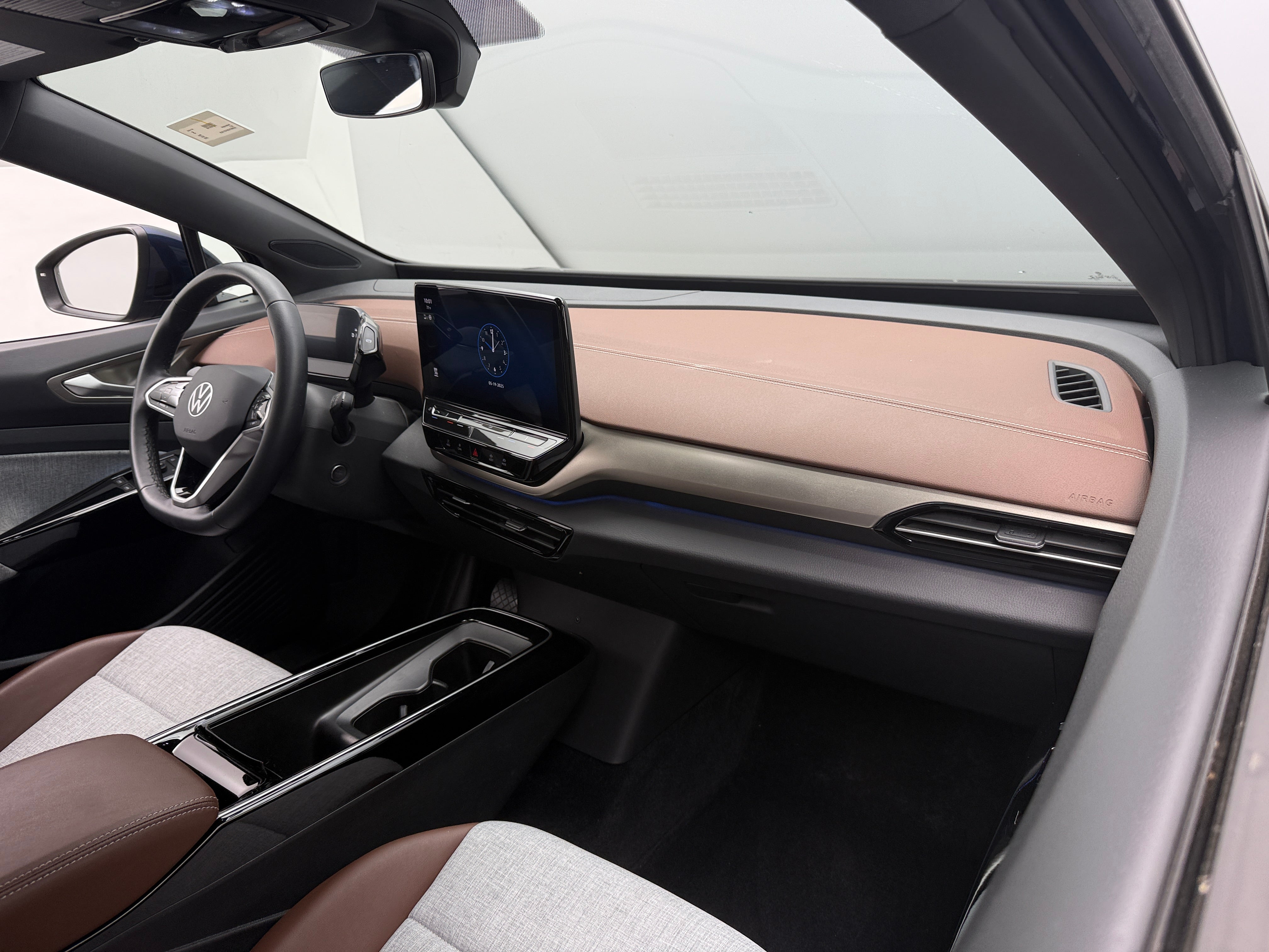 2023 Volkswagen ID.4 Standard 2