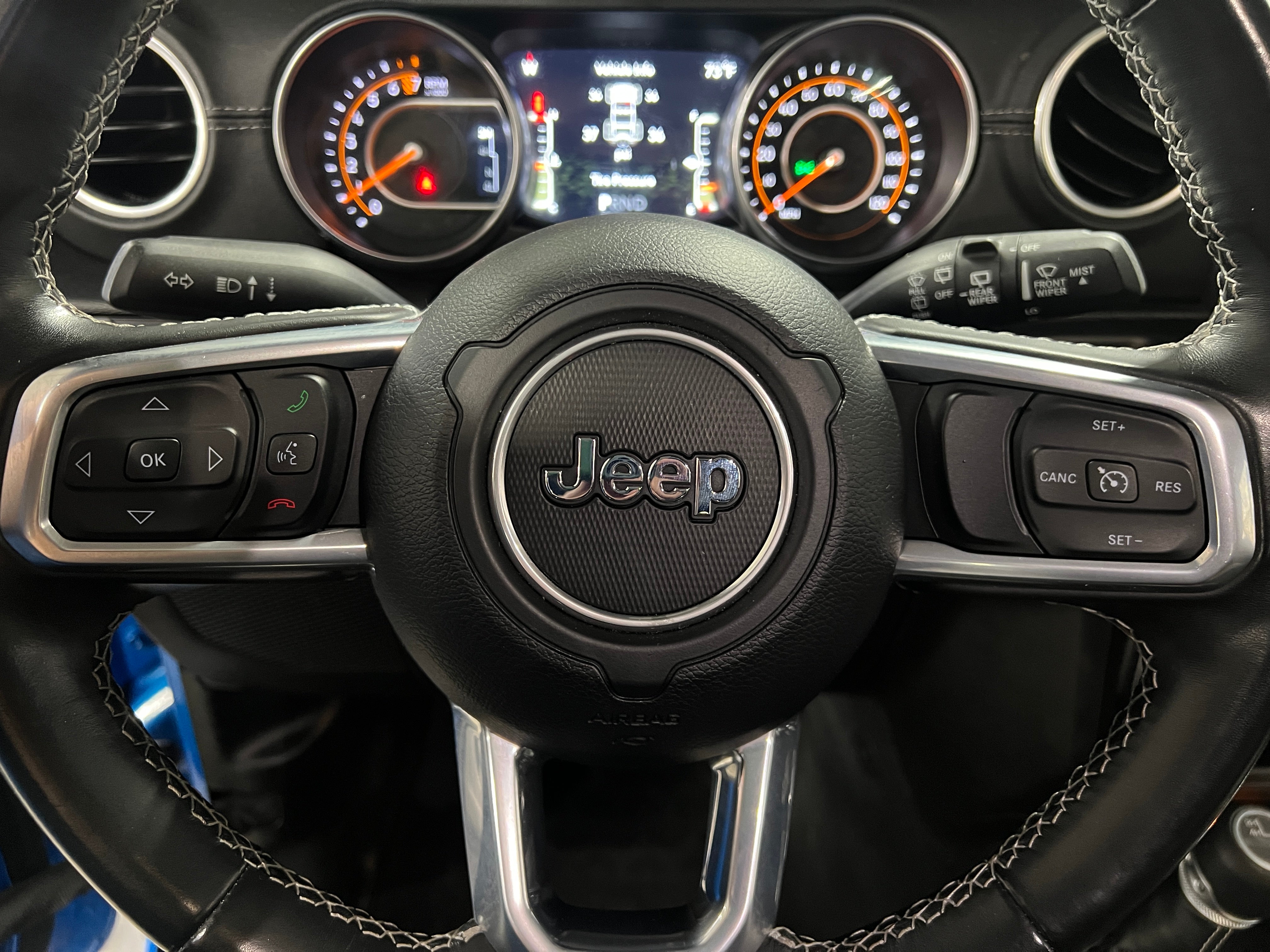 2022 Jeep Wrangler Unlimited Sahara 4