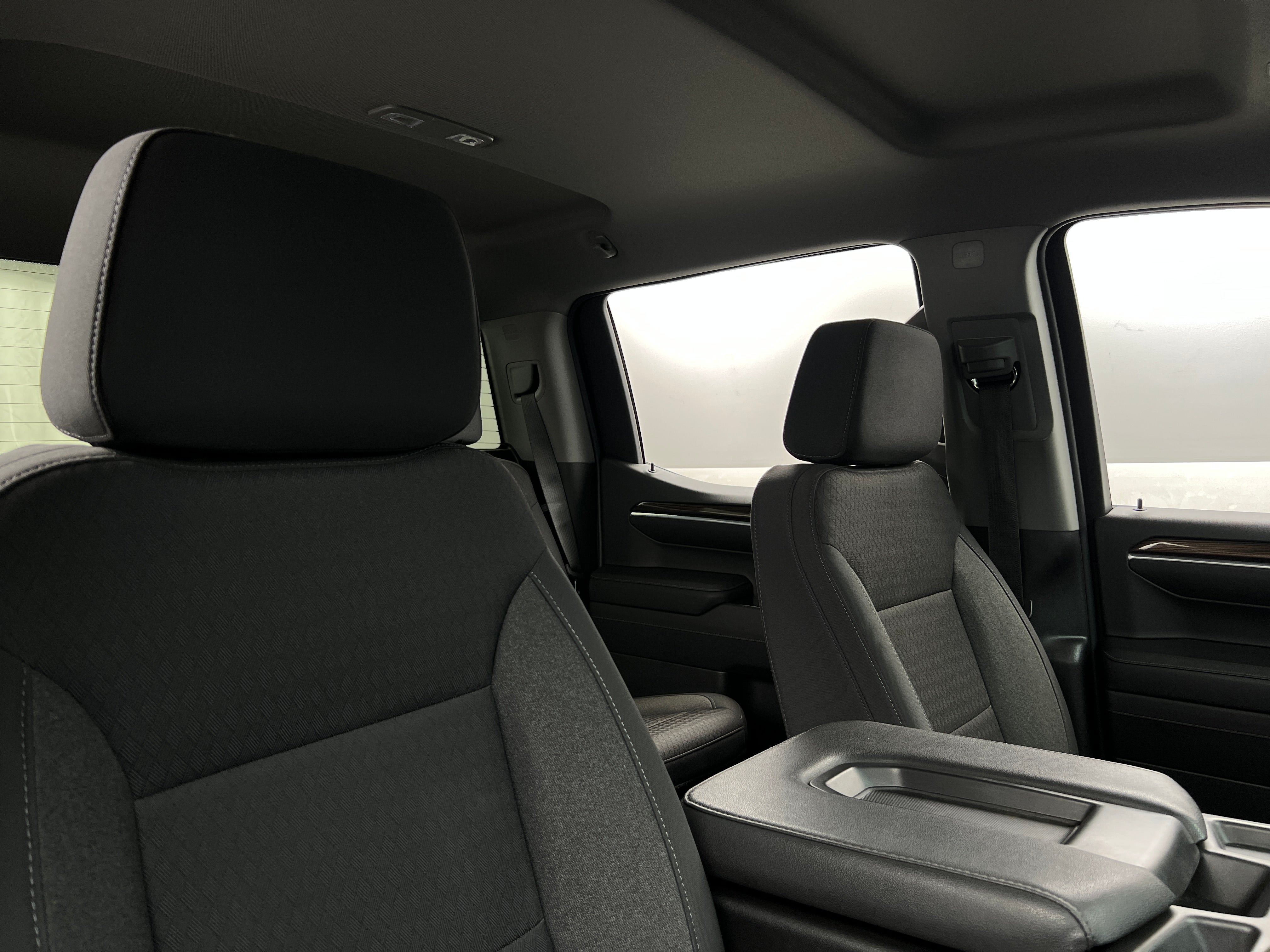2022 Chevrolet Silverado 1500 LT 2