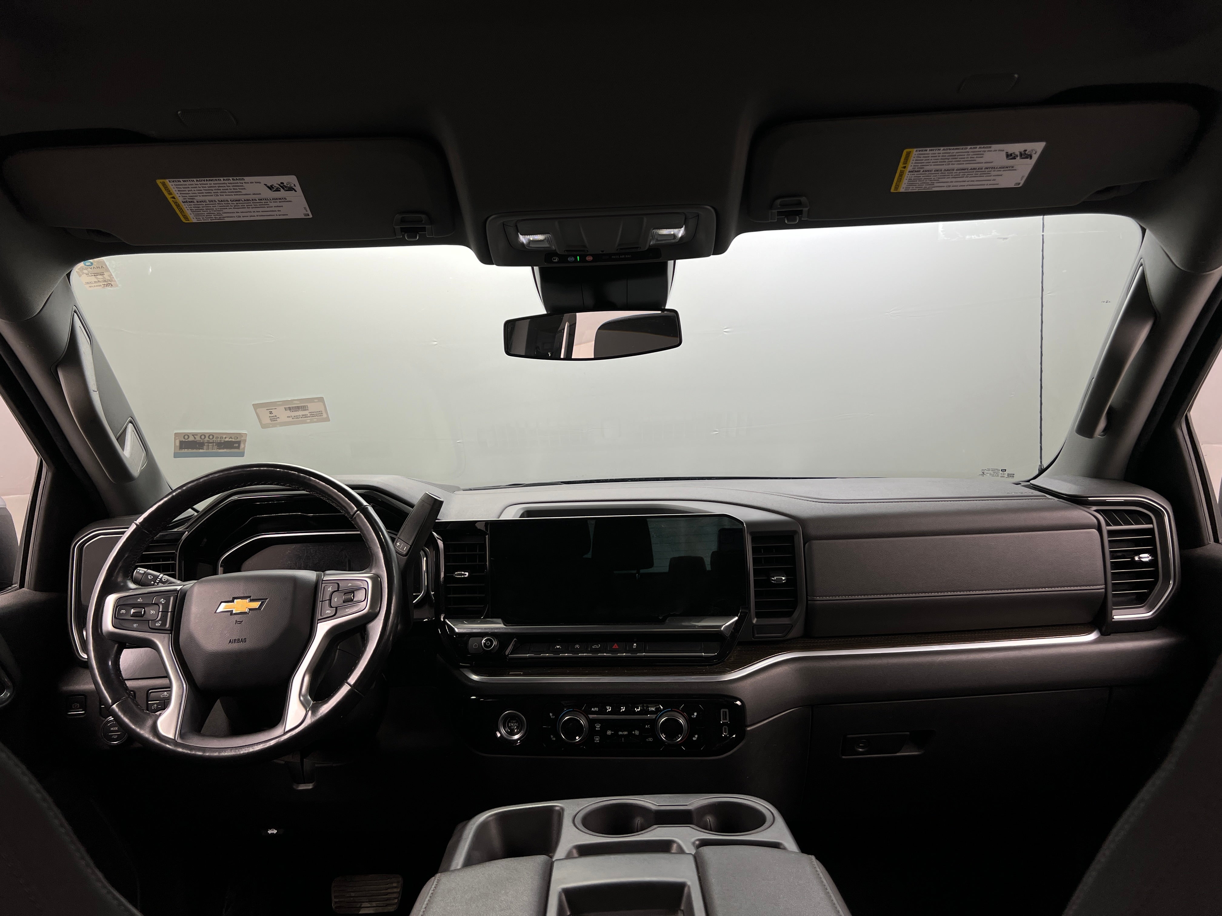 2022 Chevrolet Silverado 1500 LT 3