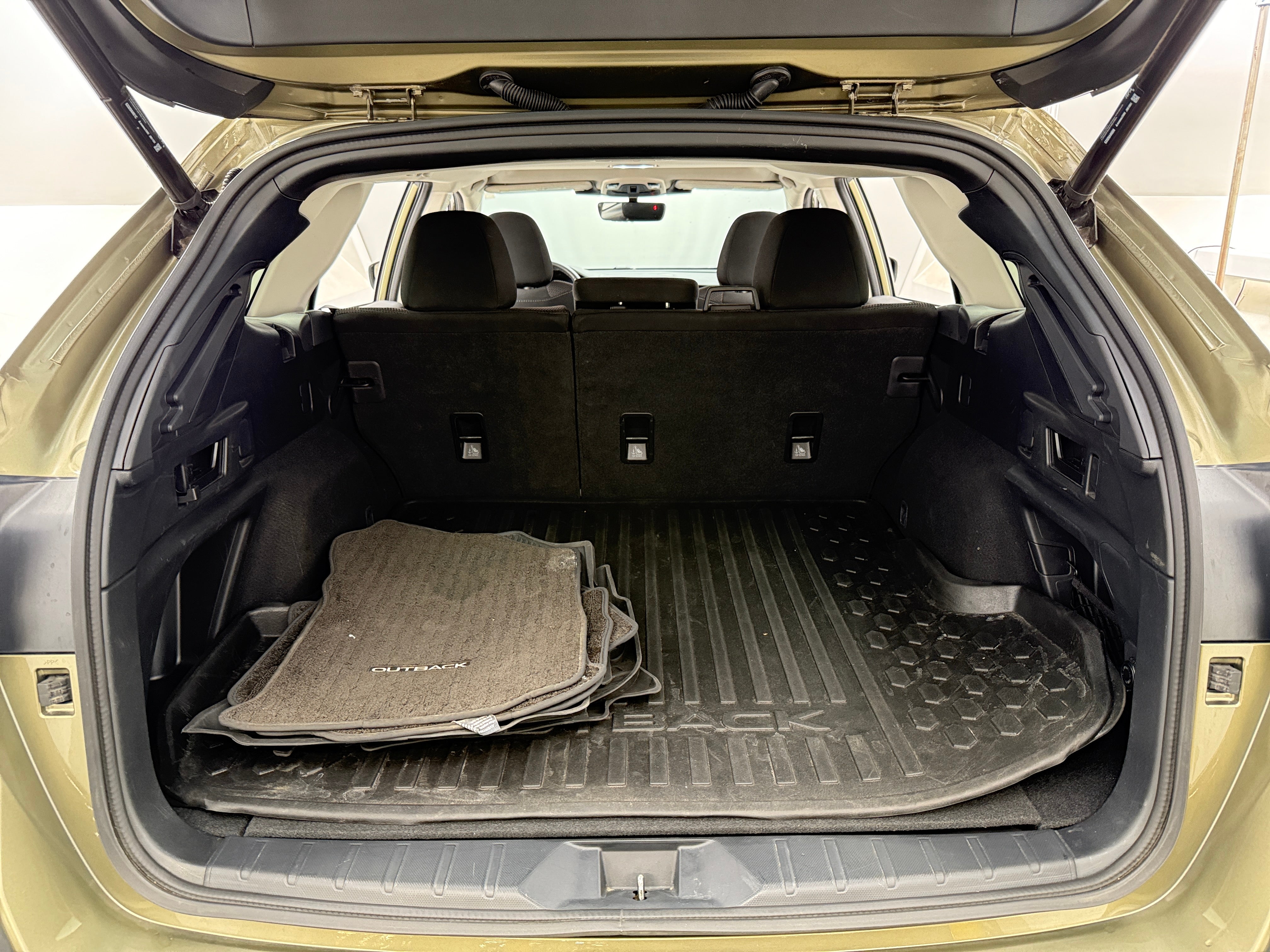 2023 Subaru Outback Premium 7