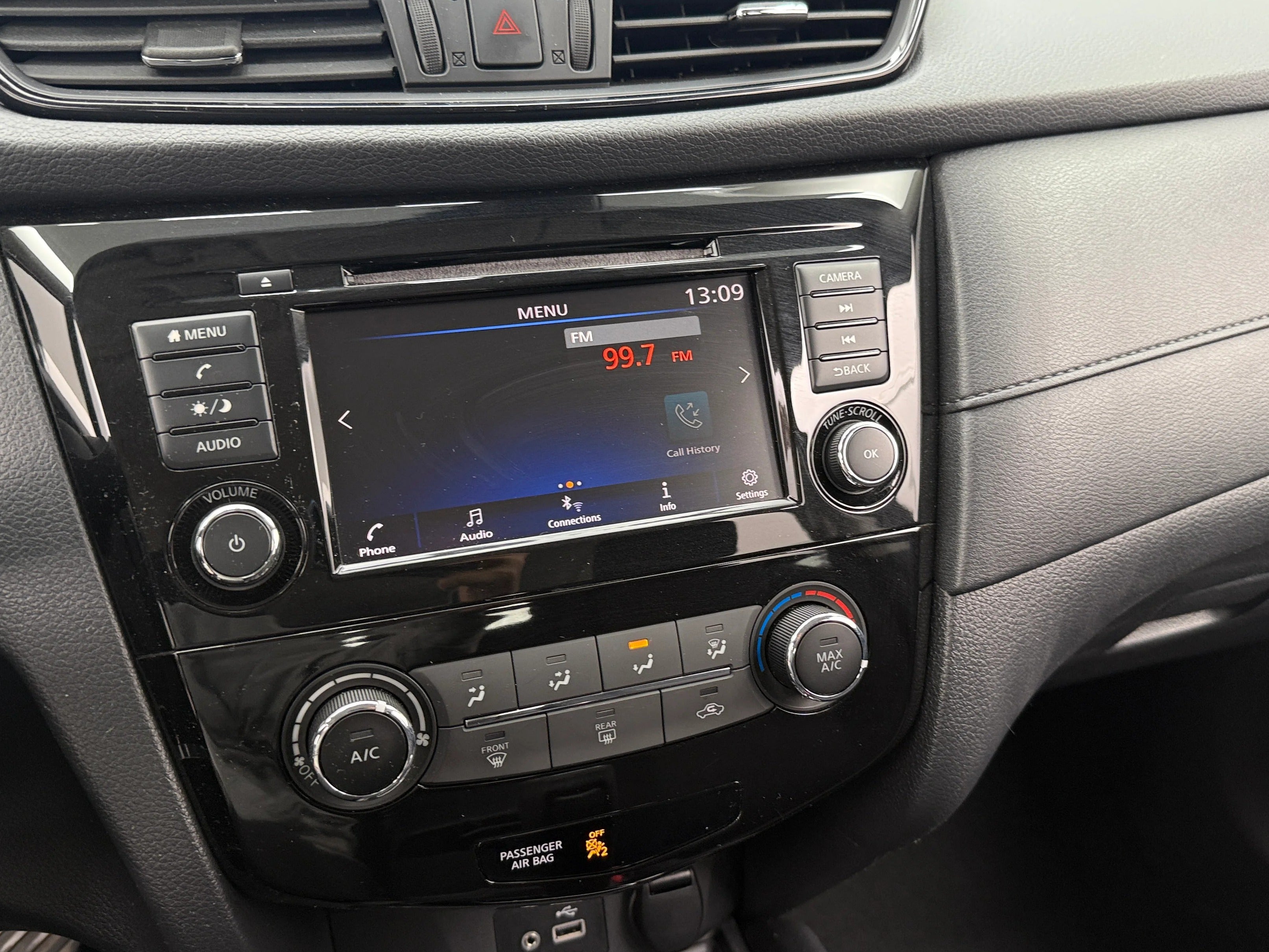 2020 Nissan Rogue S 4
