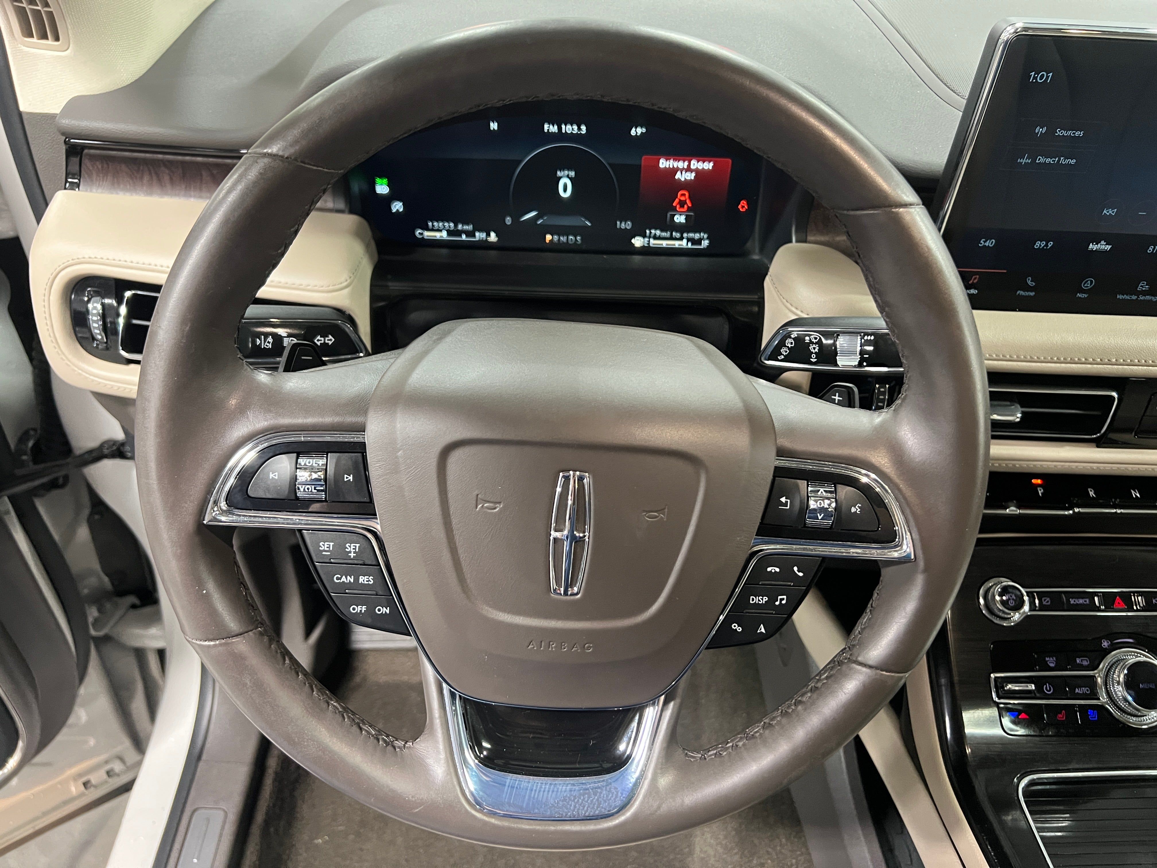 2021 Lincoln Nautilus Reserve 4