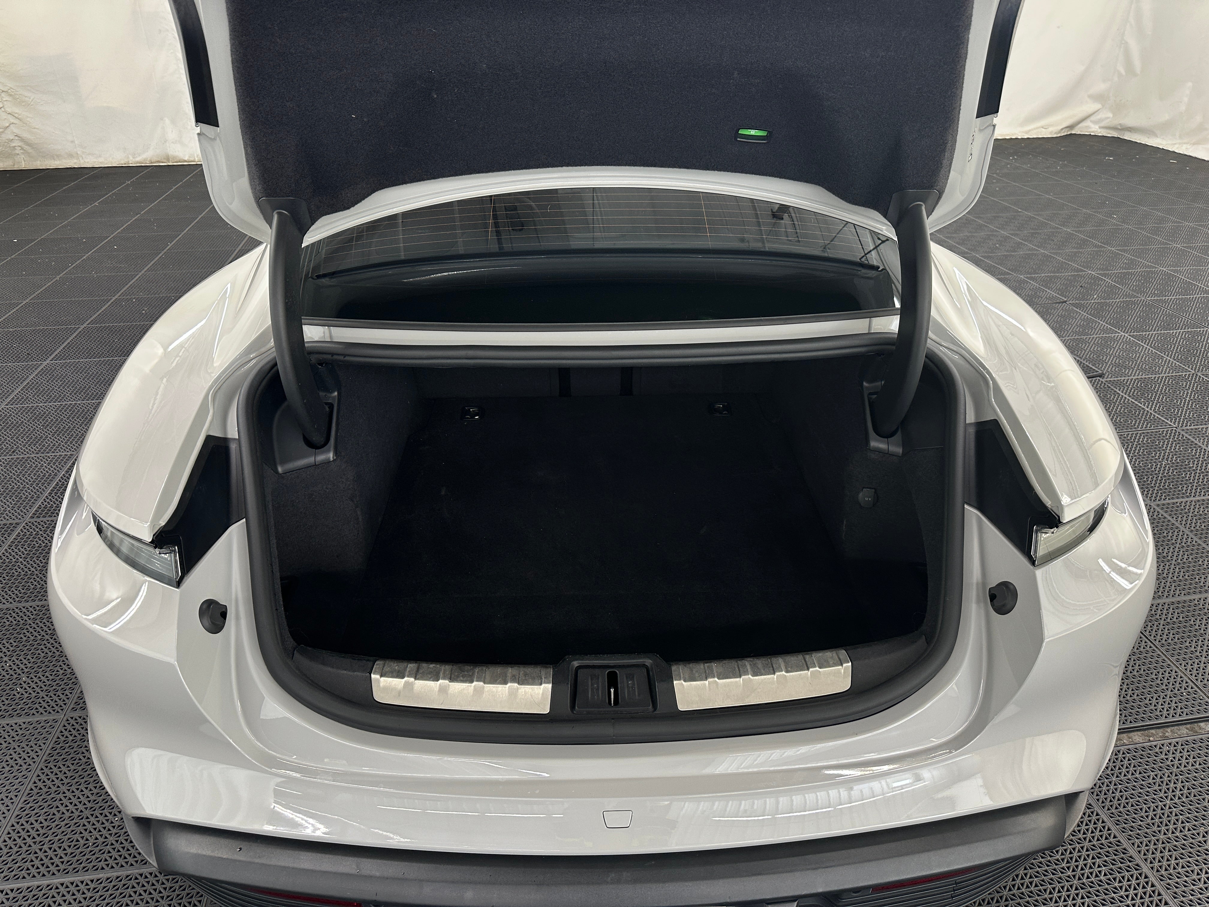 2021 Porsche Taycan 4S 6