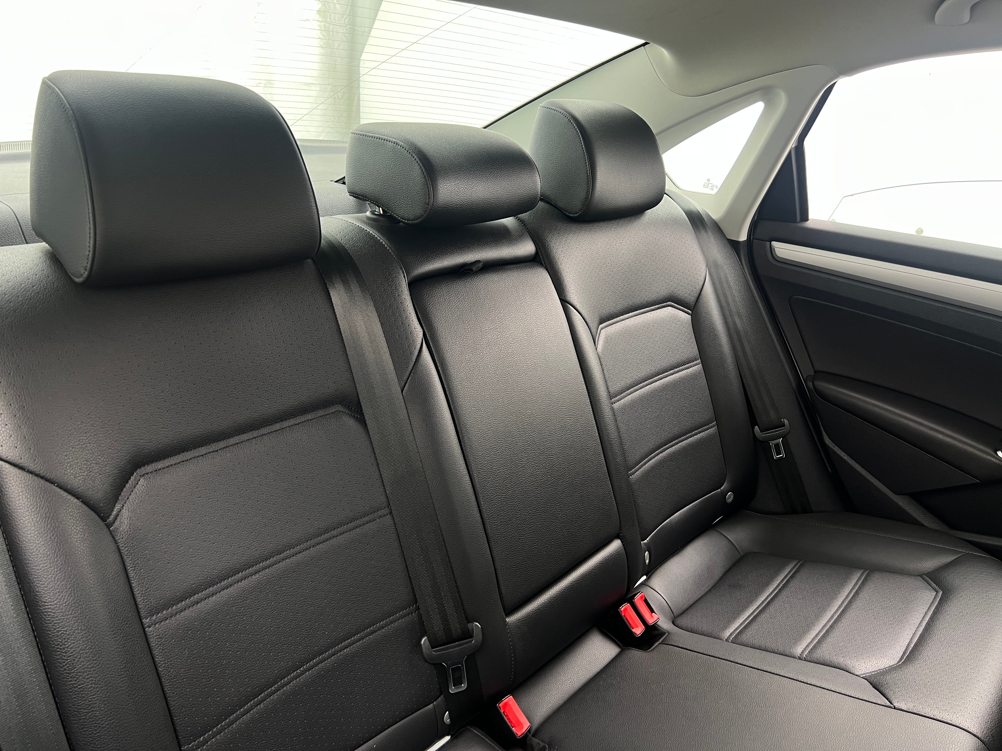 2019 Volkswagen Passat Wolfsburg Edition 5