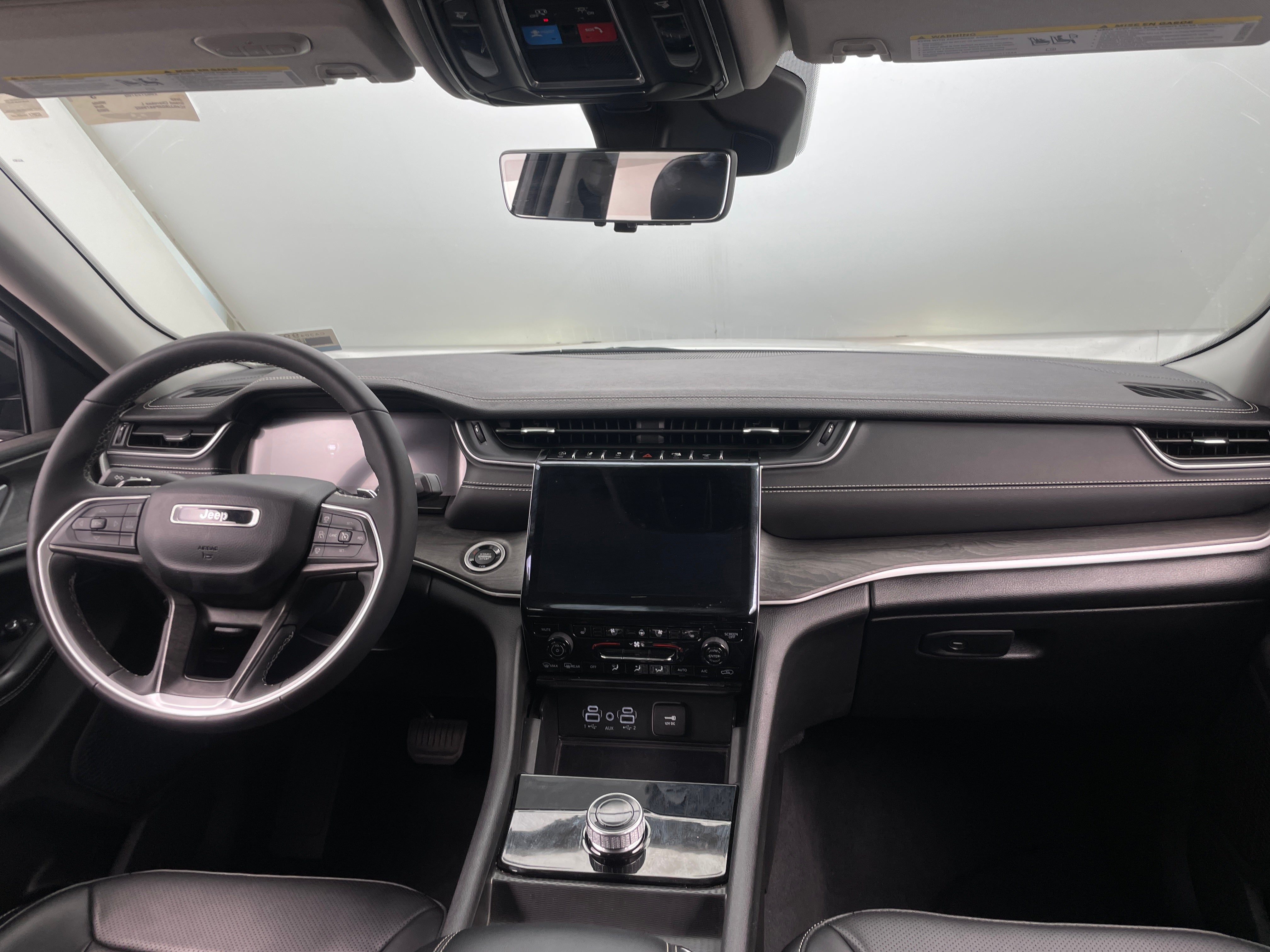 2023 Jeep Grand Cherokee L Limited Edition 2