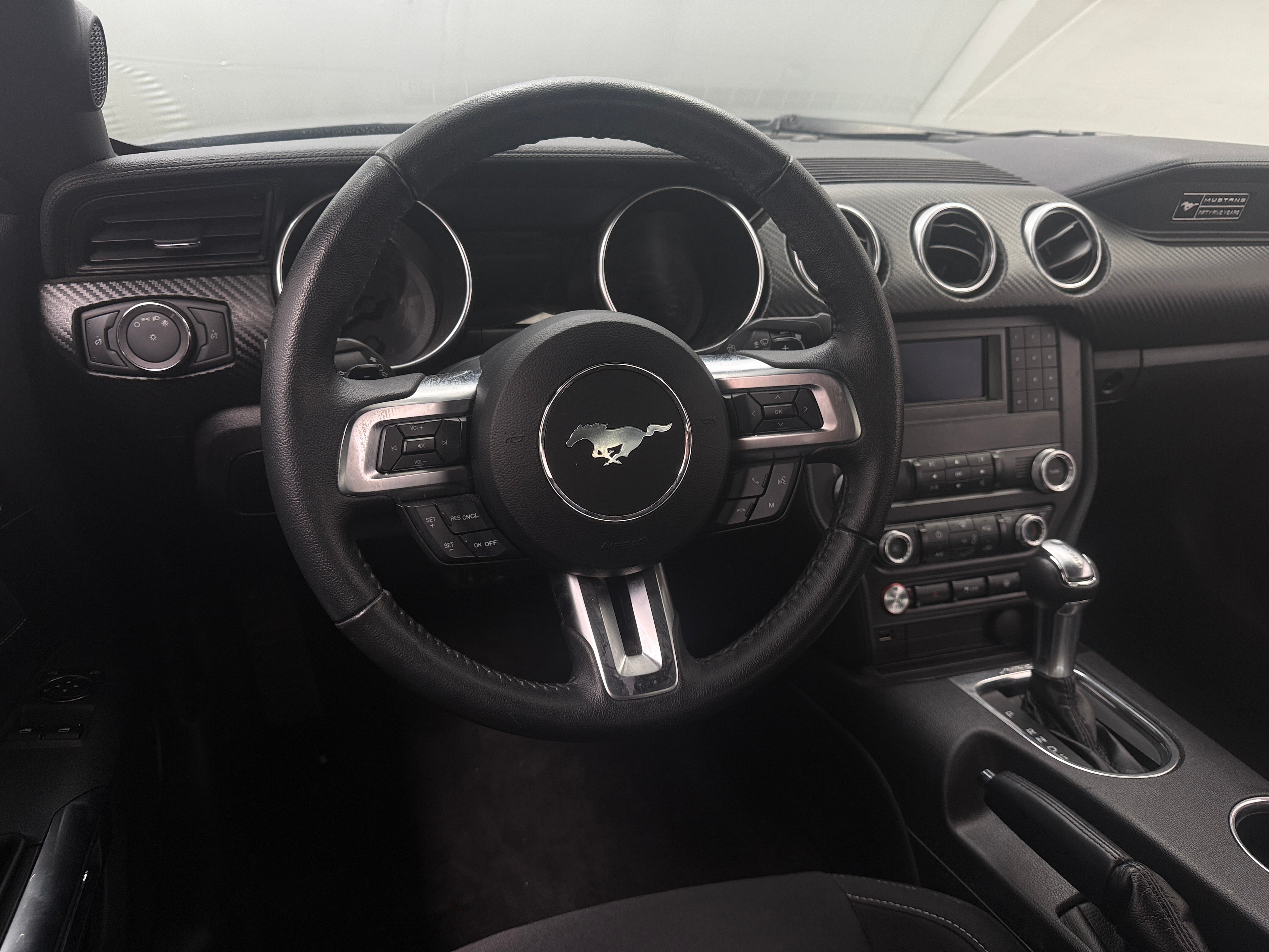 2020 Ford Mustang  4