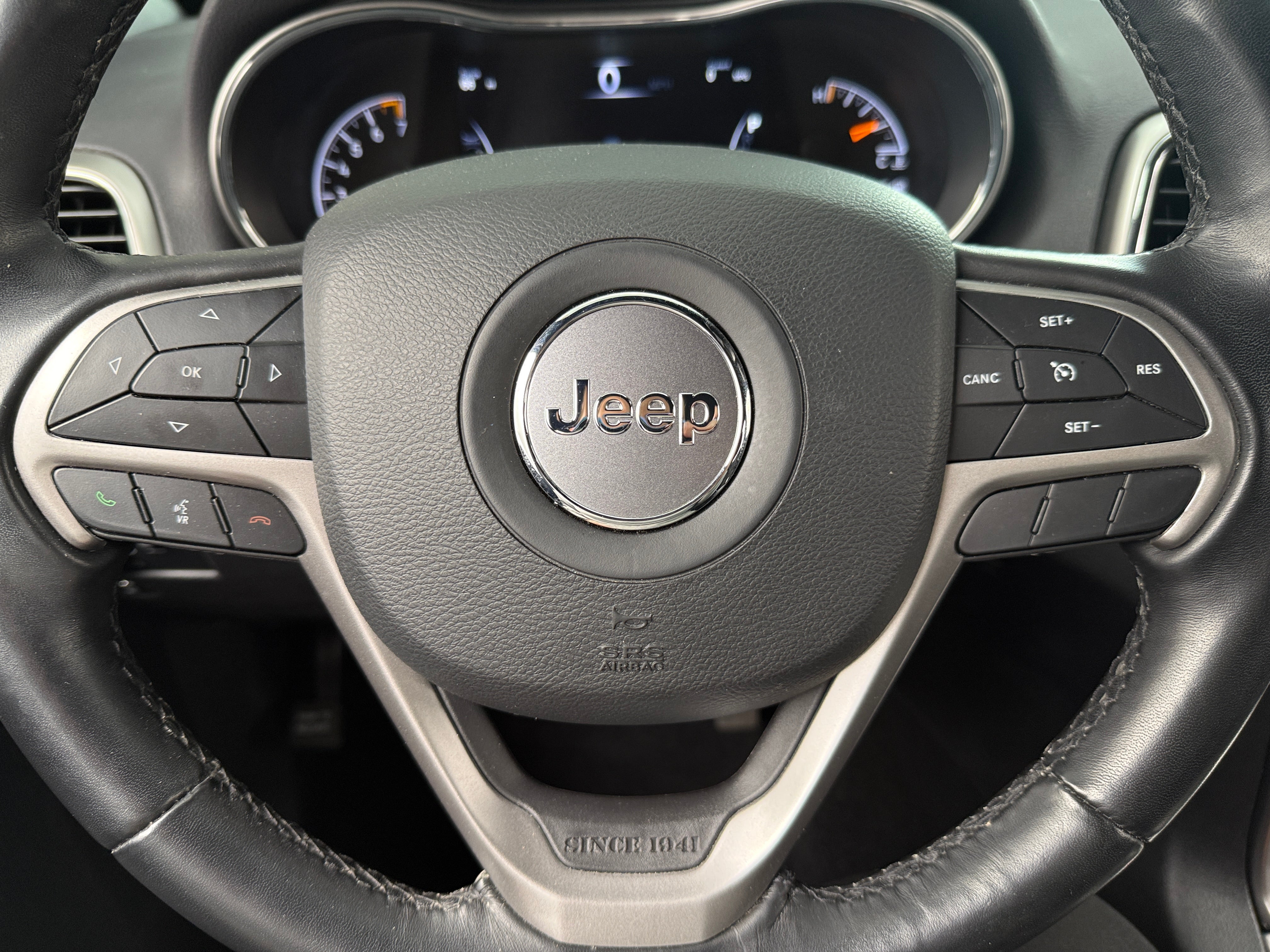 2021 Jeep Grand Cherokee Laredo 5