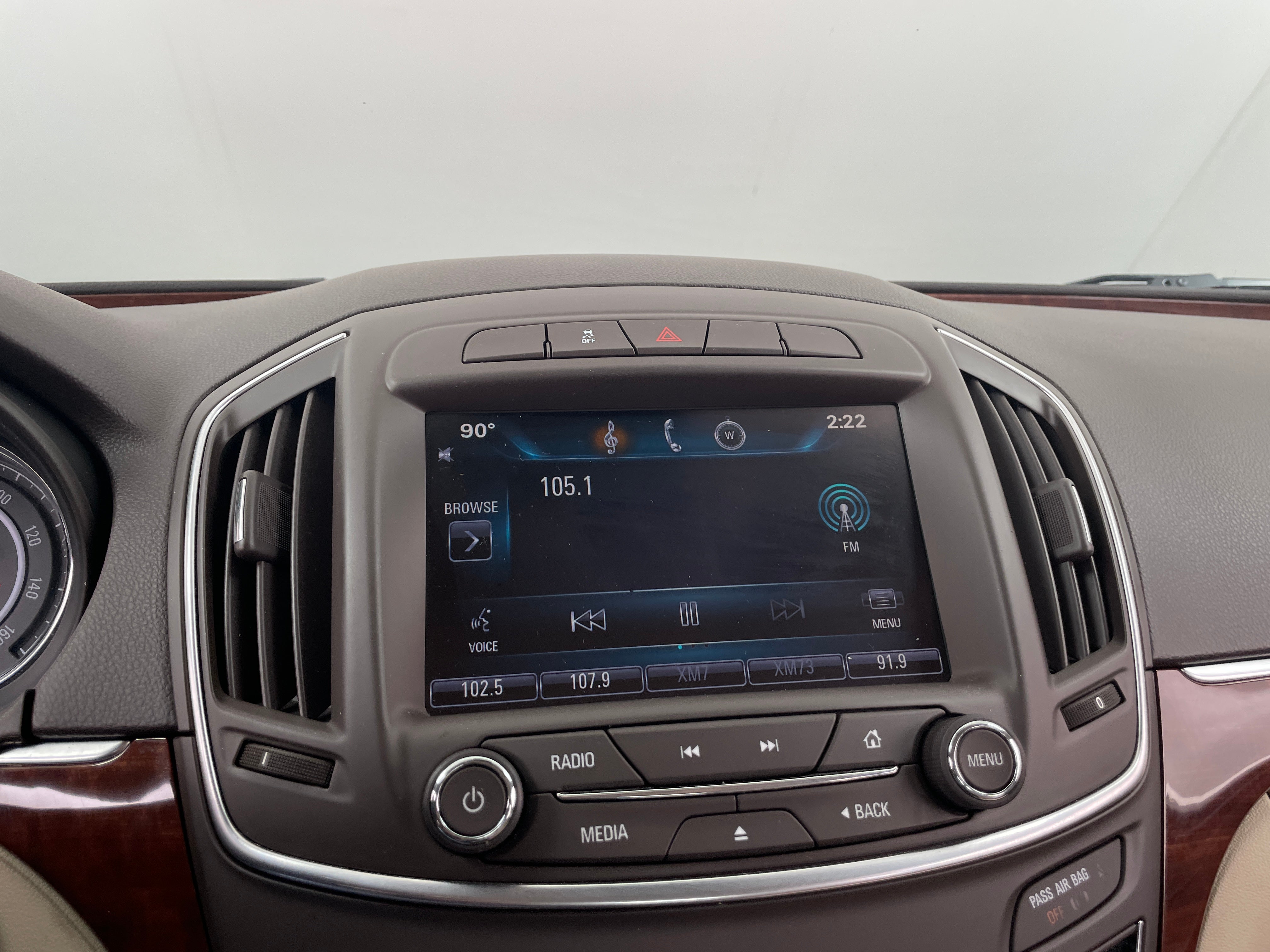 2014 Buick Regal Base 3