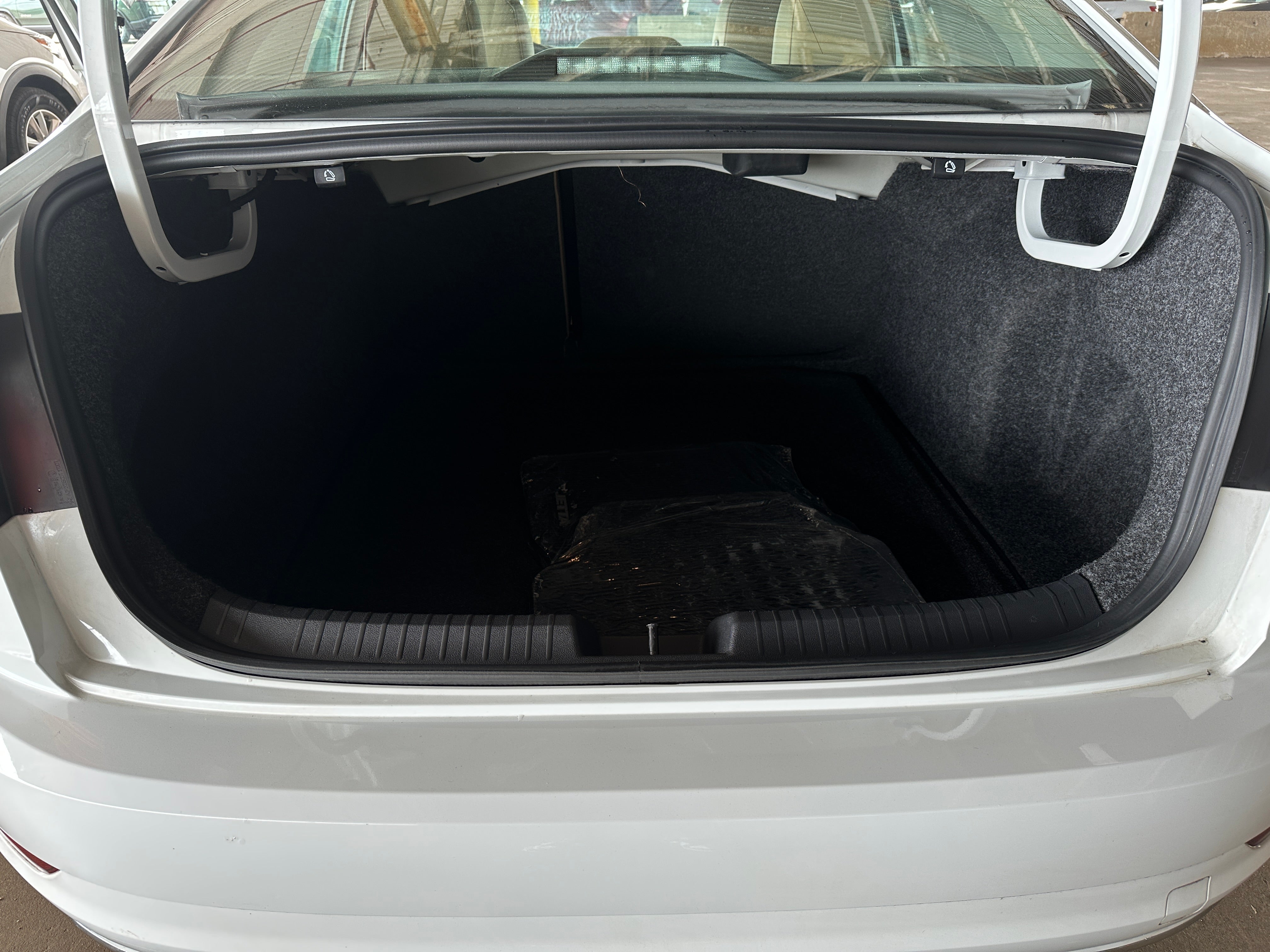 2019 Volkswagen Jetta SE 6