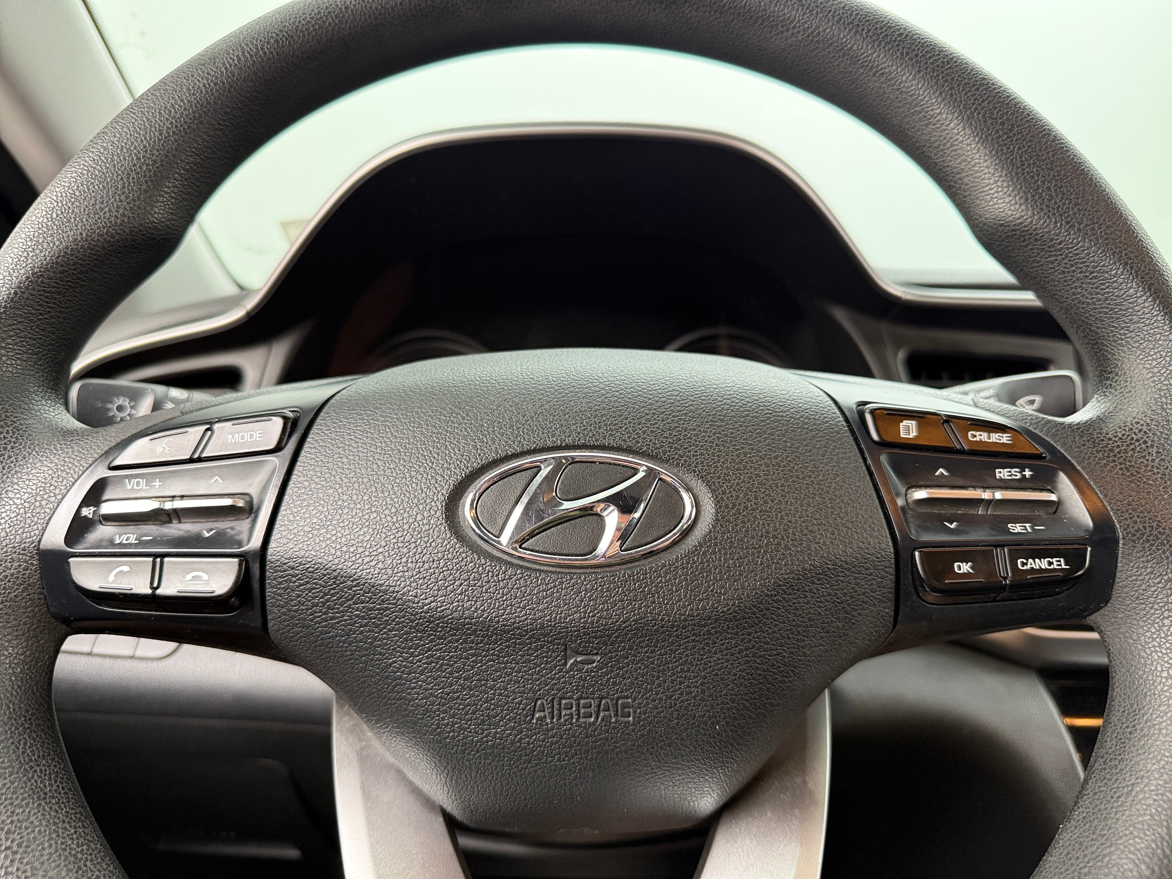 2019 Hyundai Elantra SEL 5