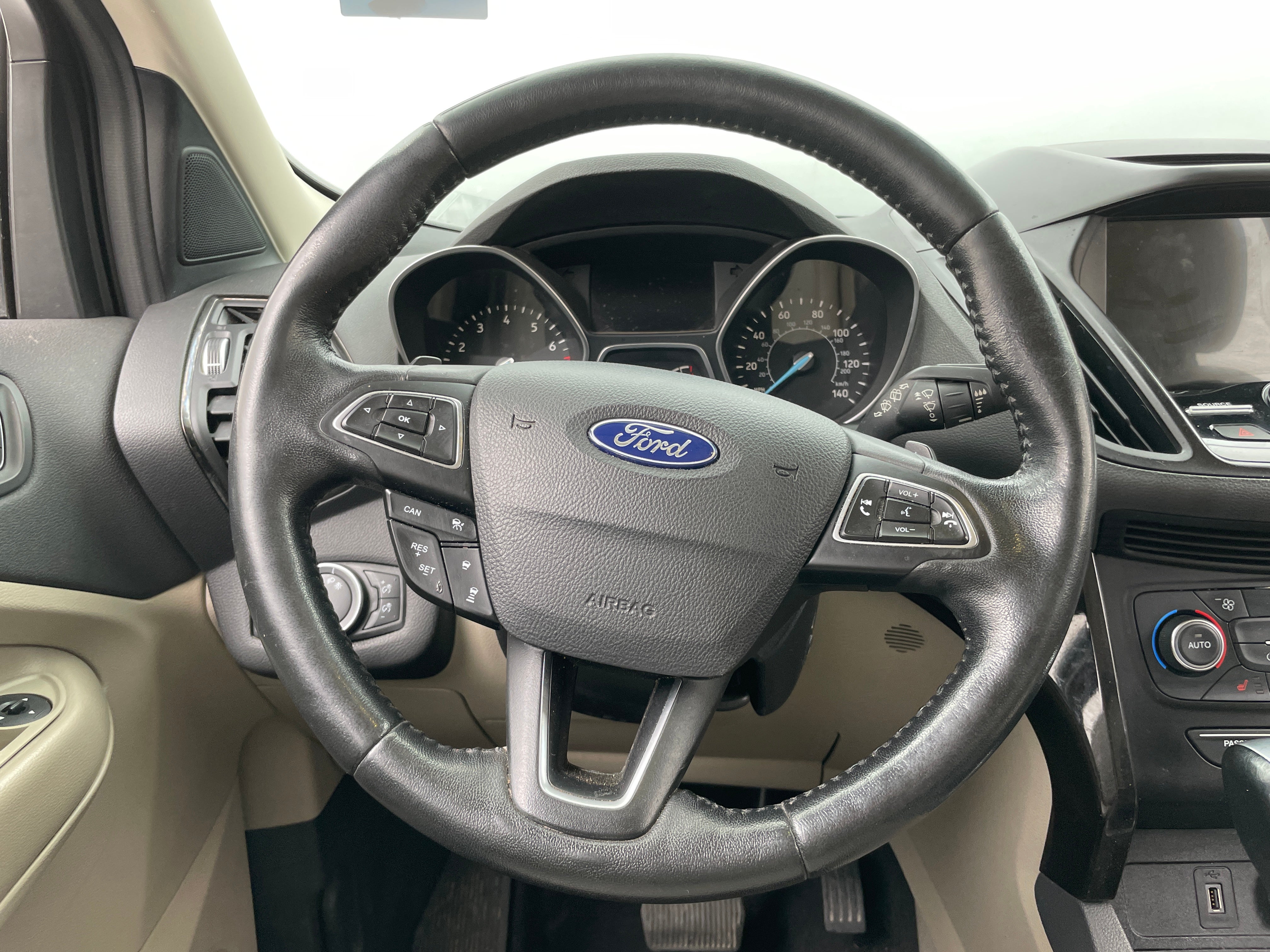 2017 Ford Escape Titanium 4