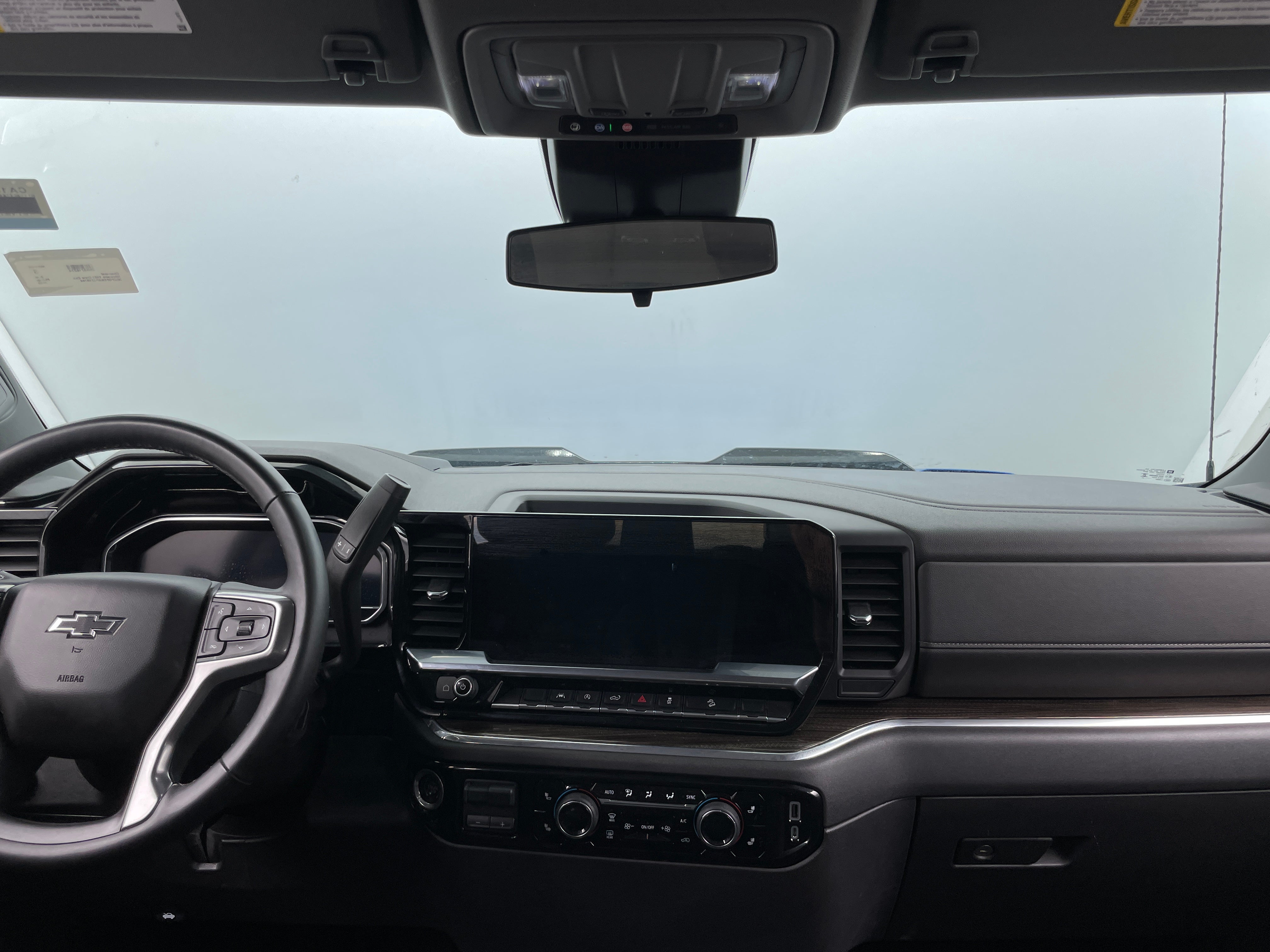 2023 Chevrolet Silverado 1500  3