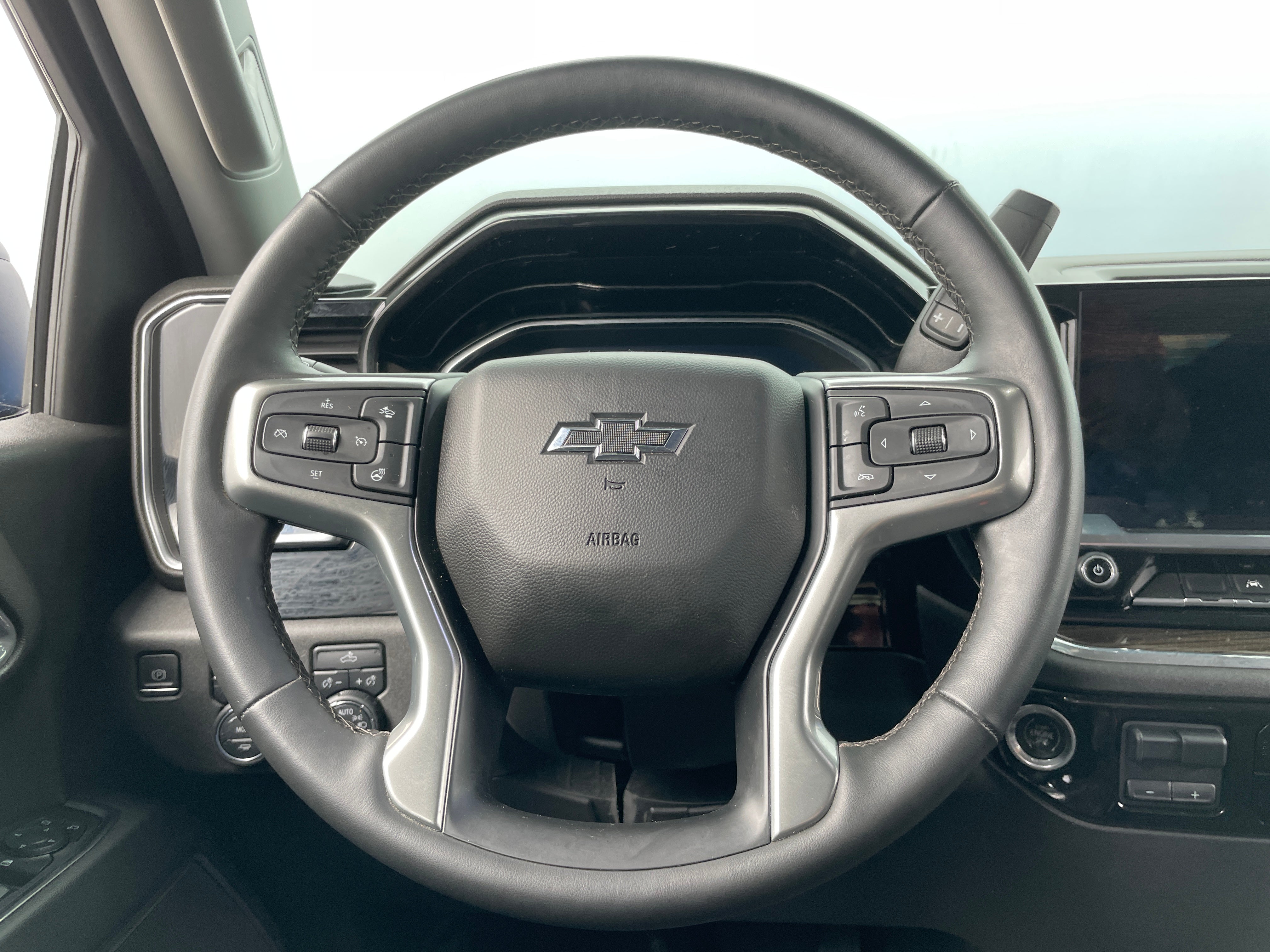 2023 Chevrolet Silverado 1500  5