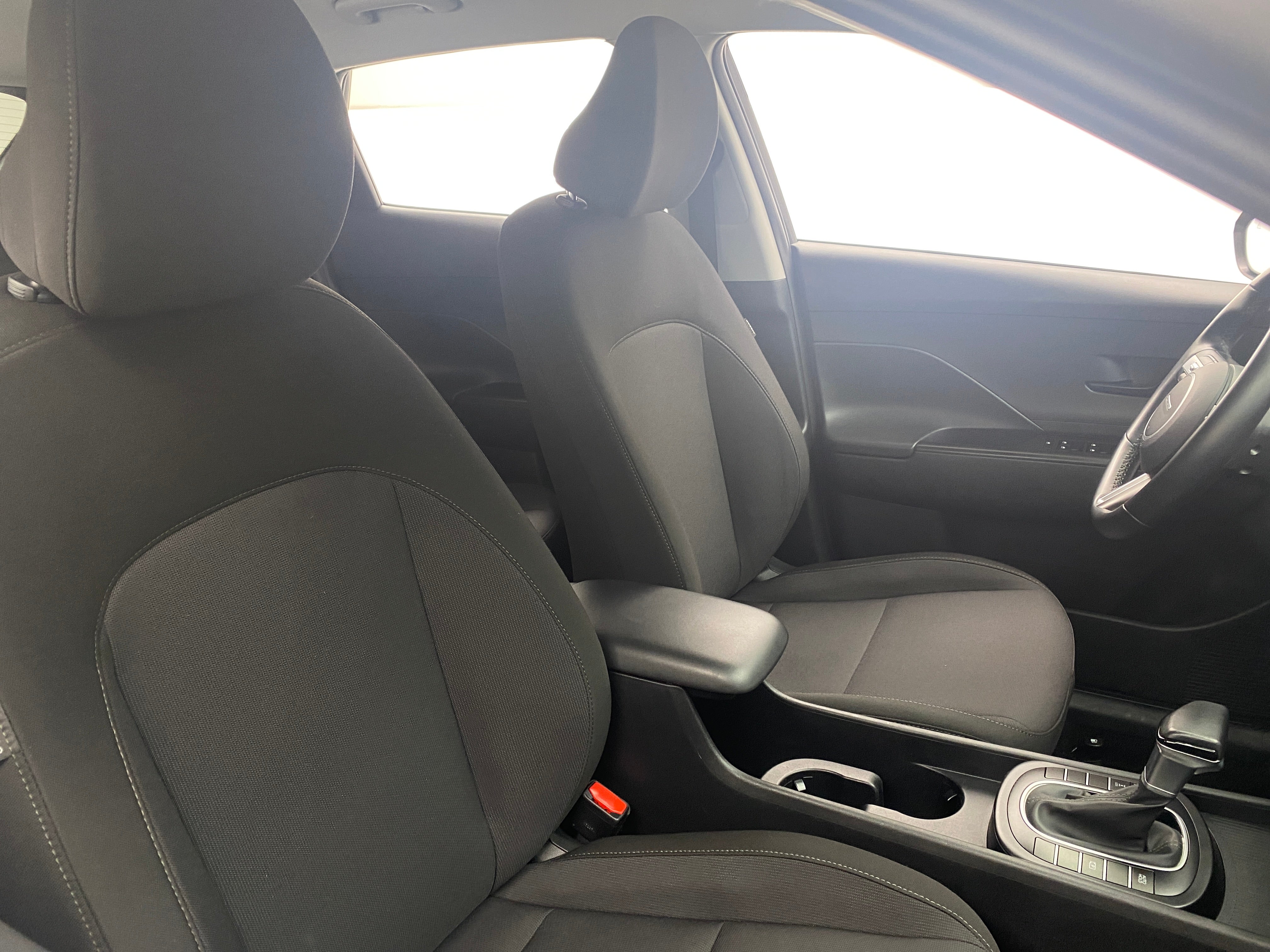 2024 Hyundai Kona SEL 2