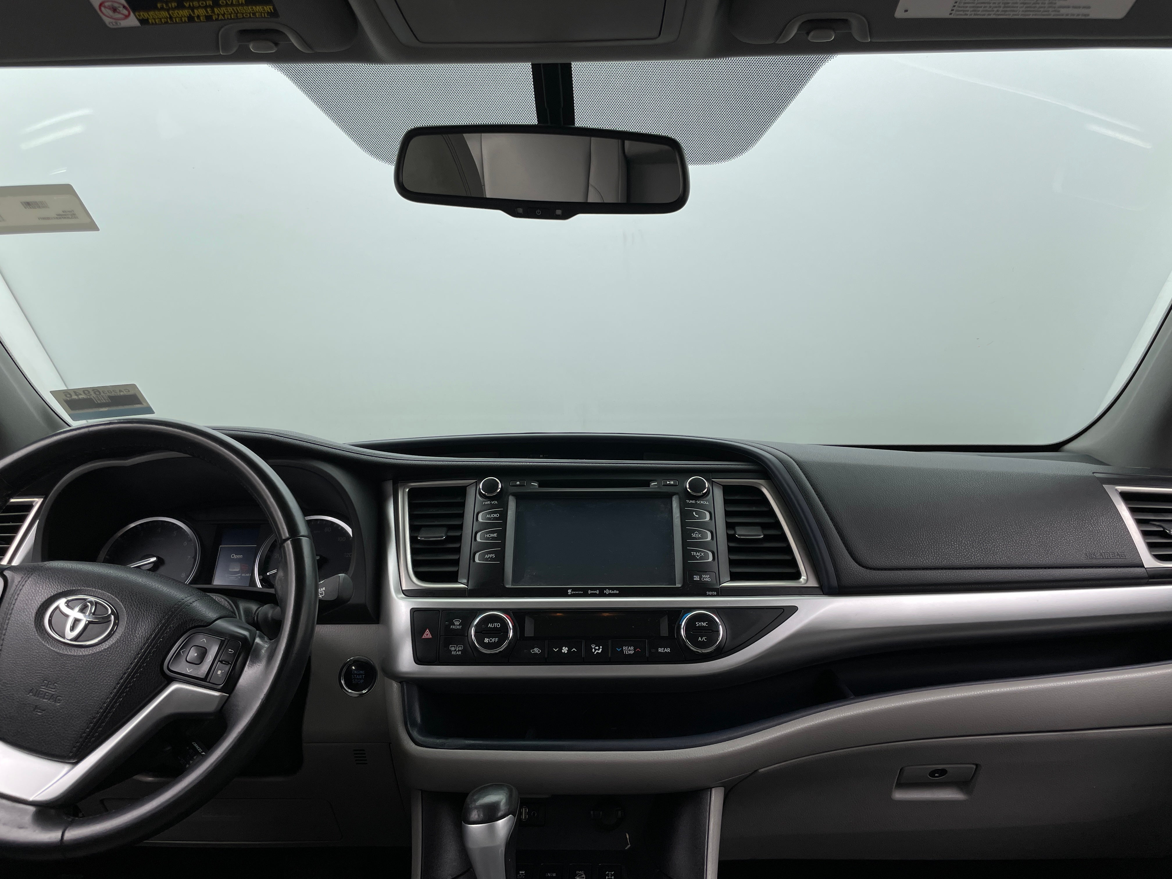2016 Toyota Highlander XLE 2