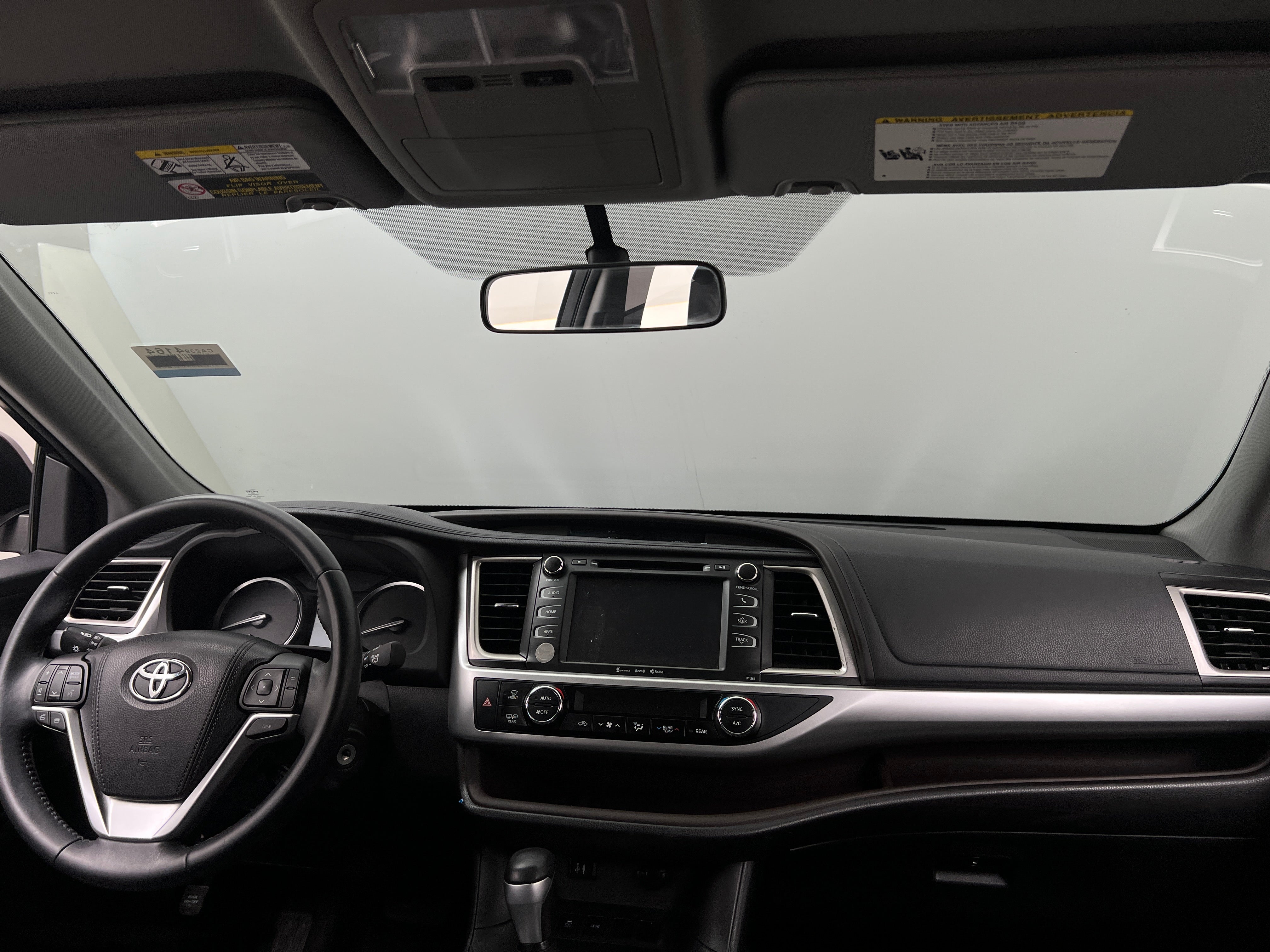 2016 Toyota Highlander Plus 3