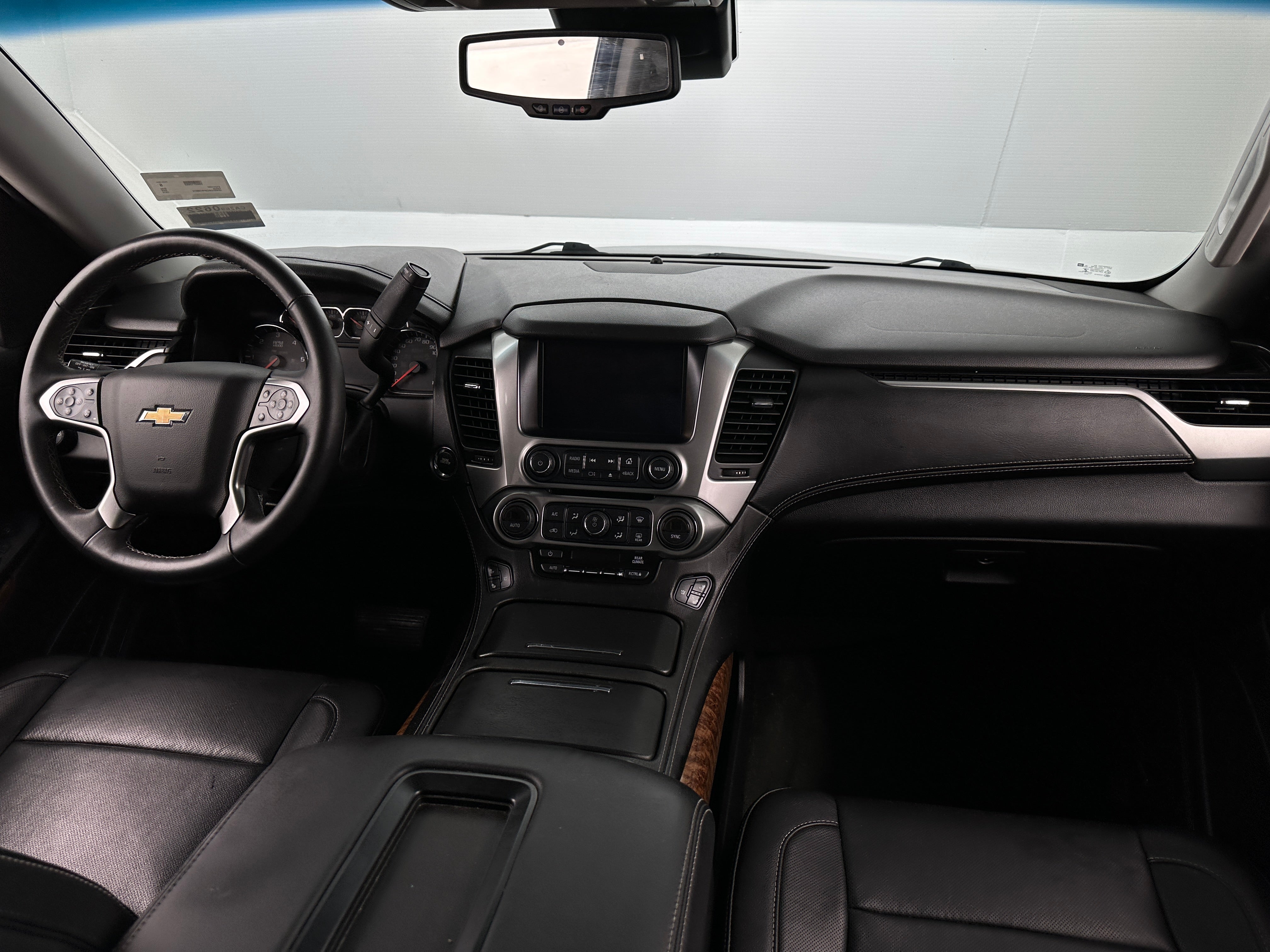 2015 Chevrolet Tahoe LTZ 2