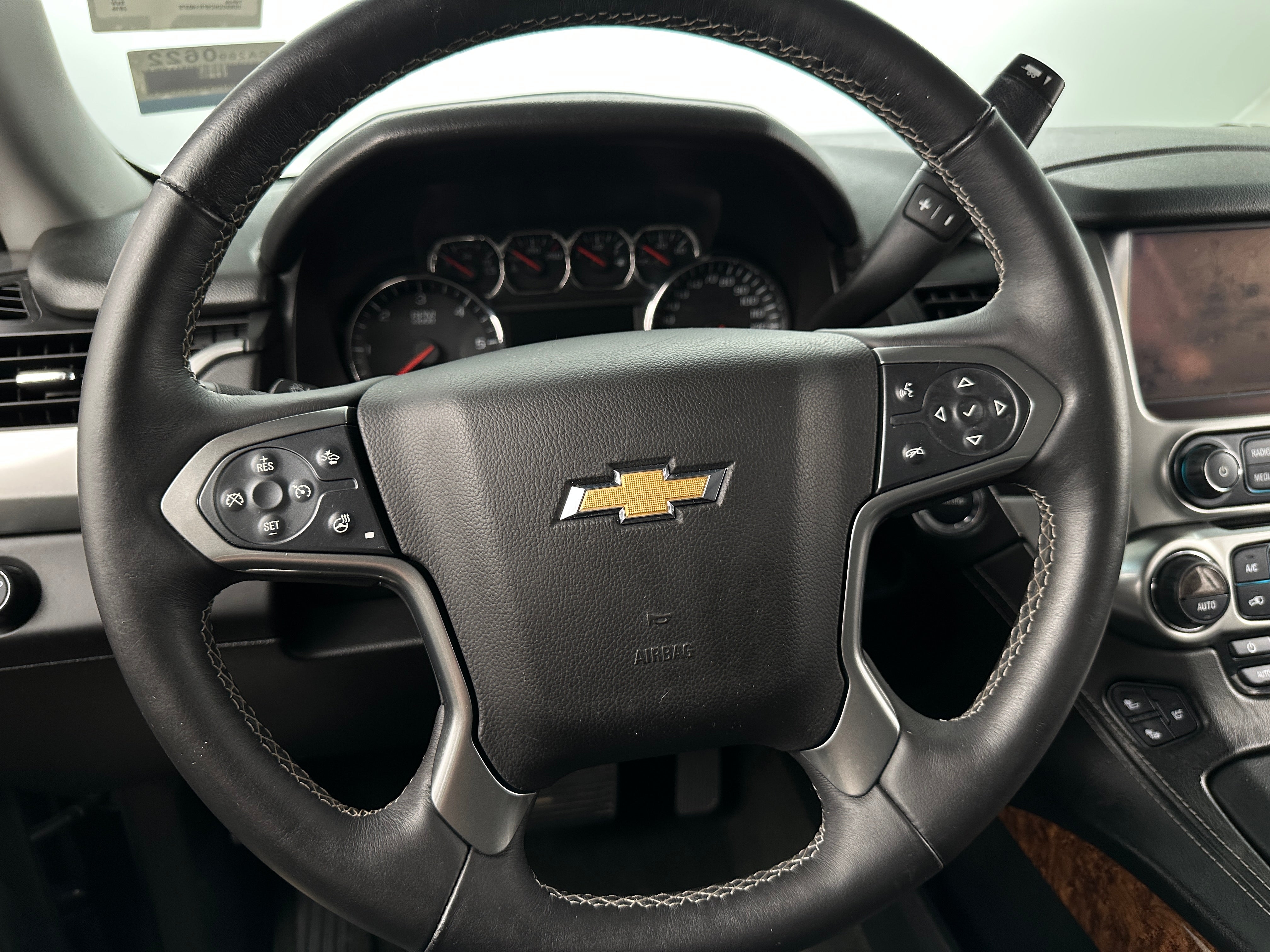 2015 Chevrolet Tahoe LTZ 4