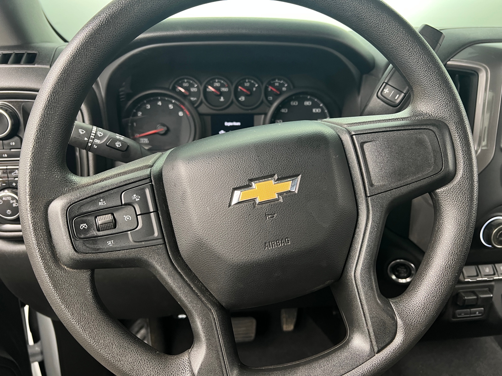 Thumbnail: 2024 Chevrolet Silverado 2500 - 5