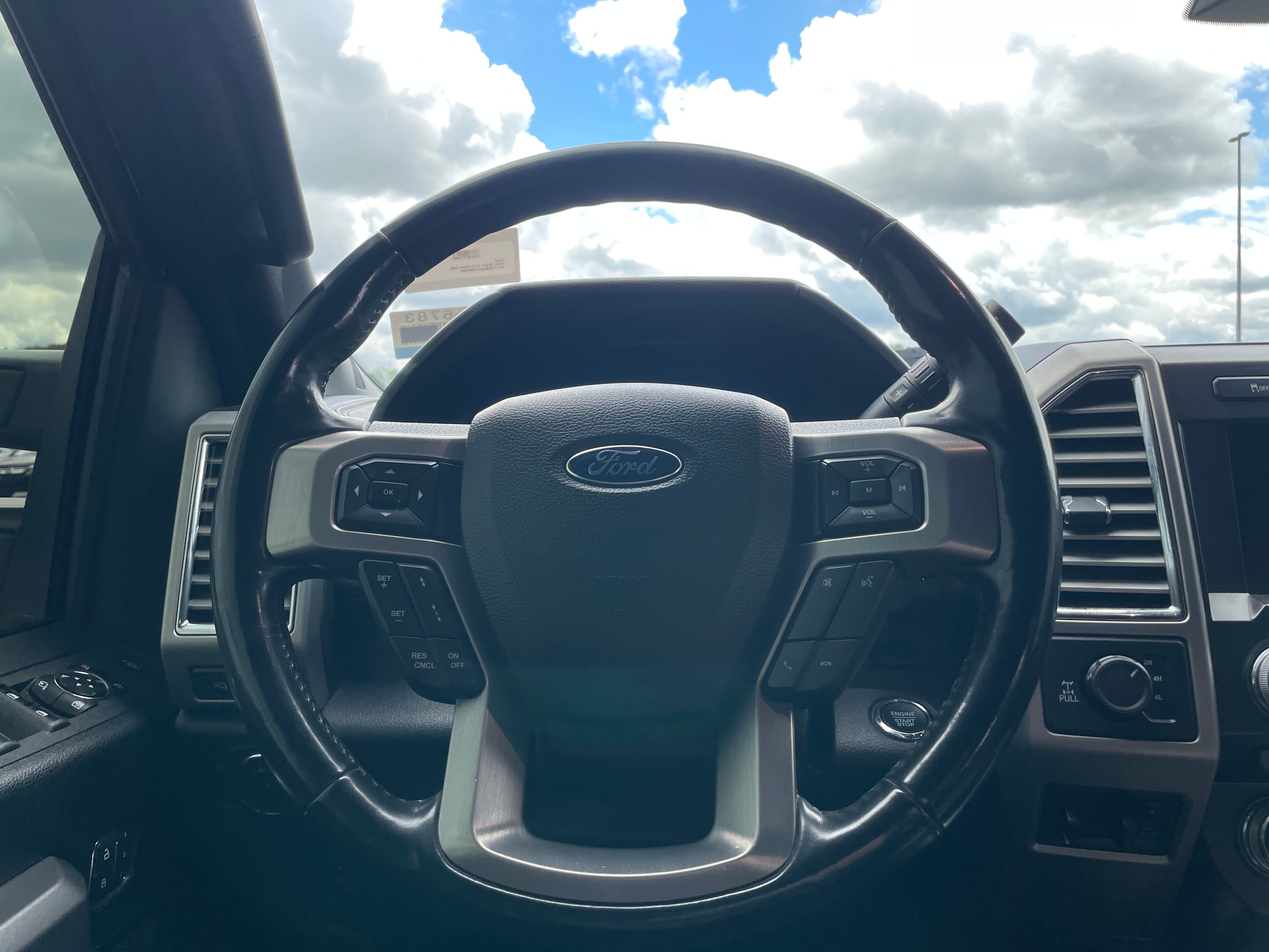 2017 Ford Econoline E-250 5