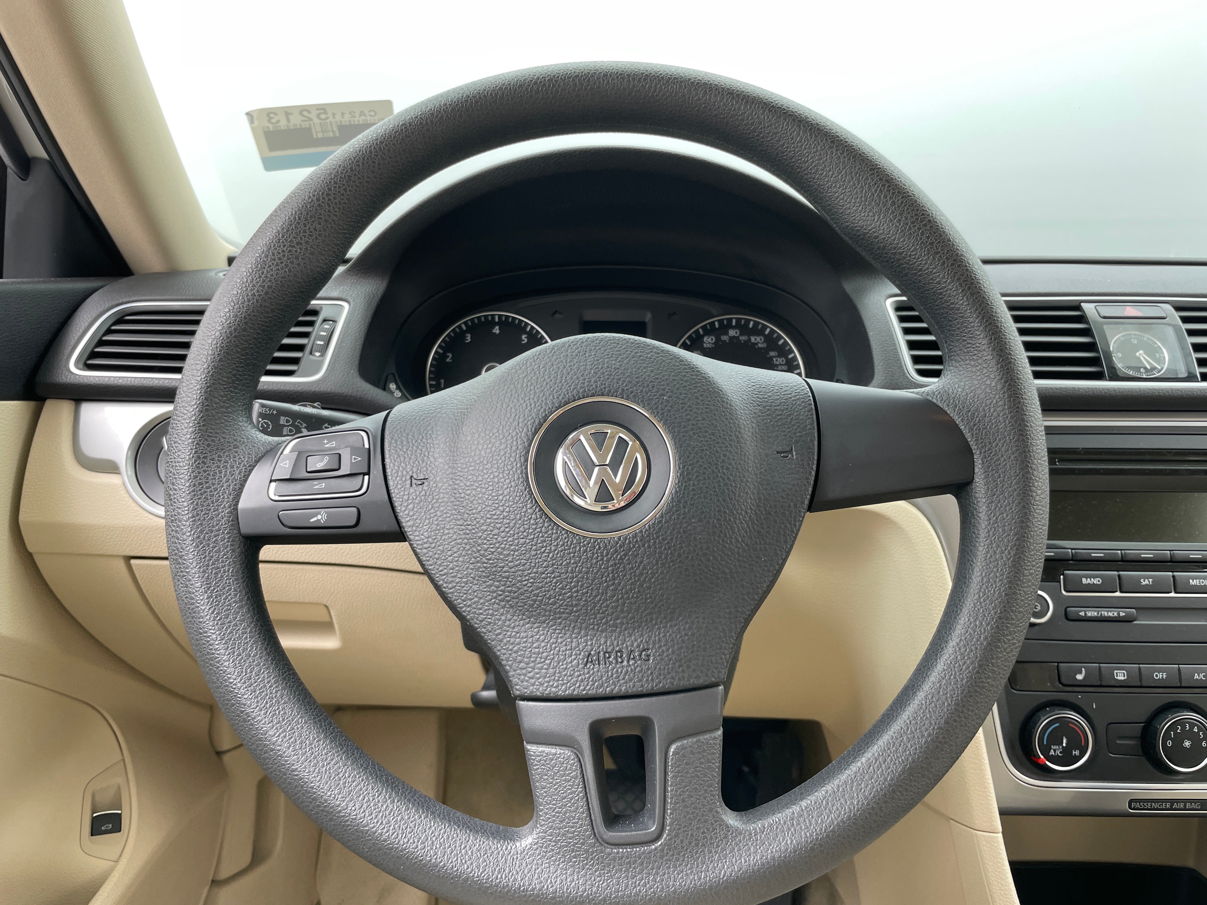 2013 Volkswagen Passat Wolfsburg Edition 5