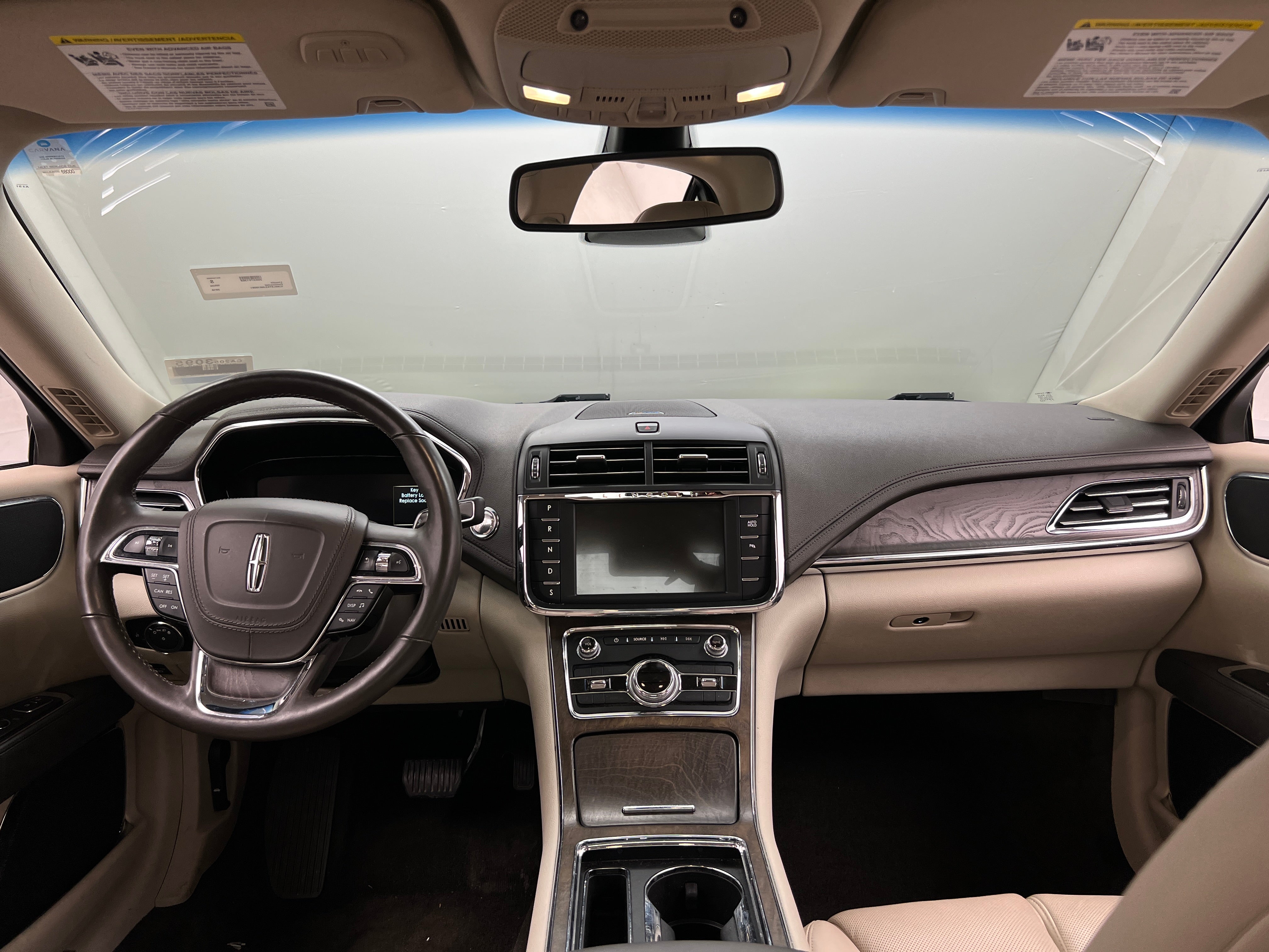 2018 Lincoln Continental Select 2