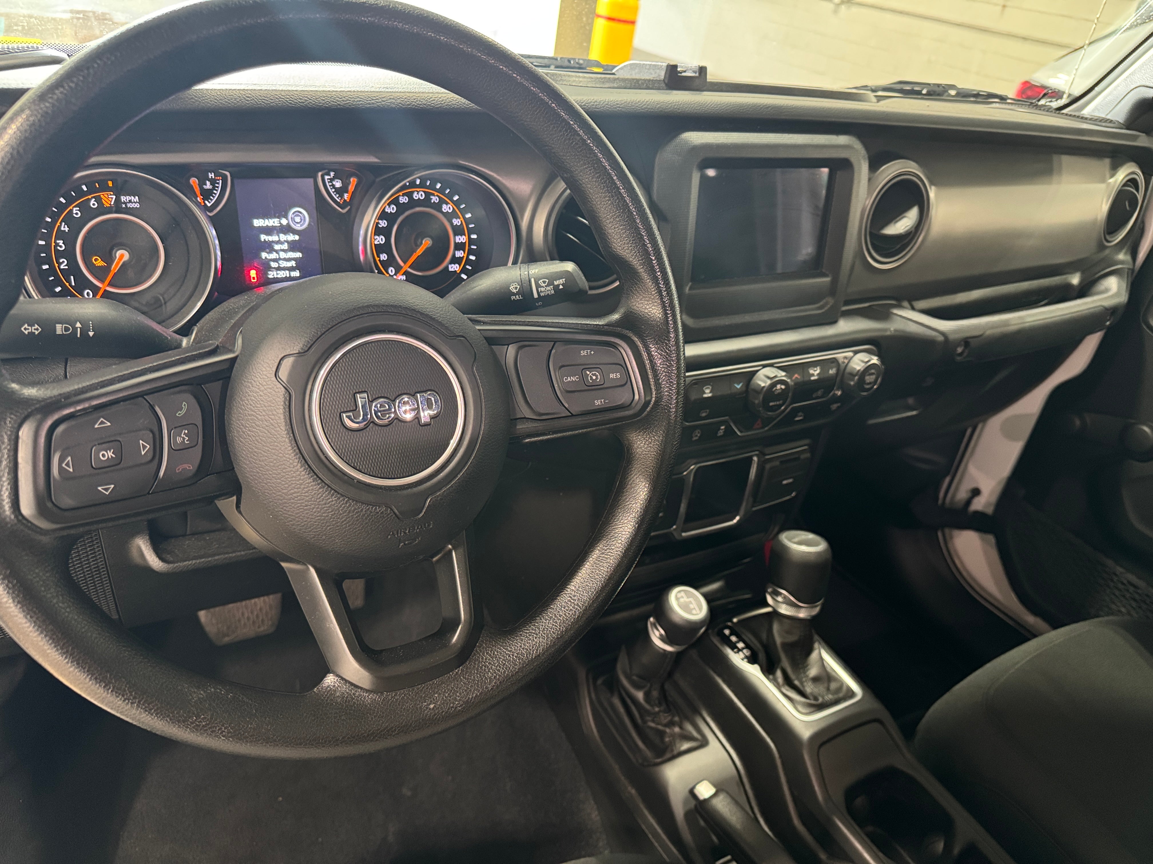2022 Jeep Gladiator Willys 3