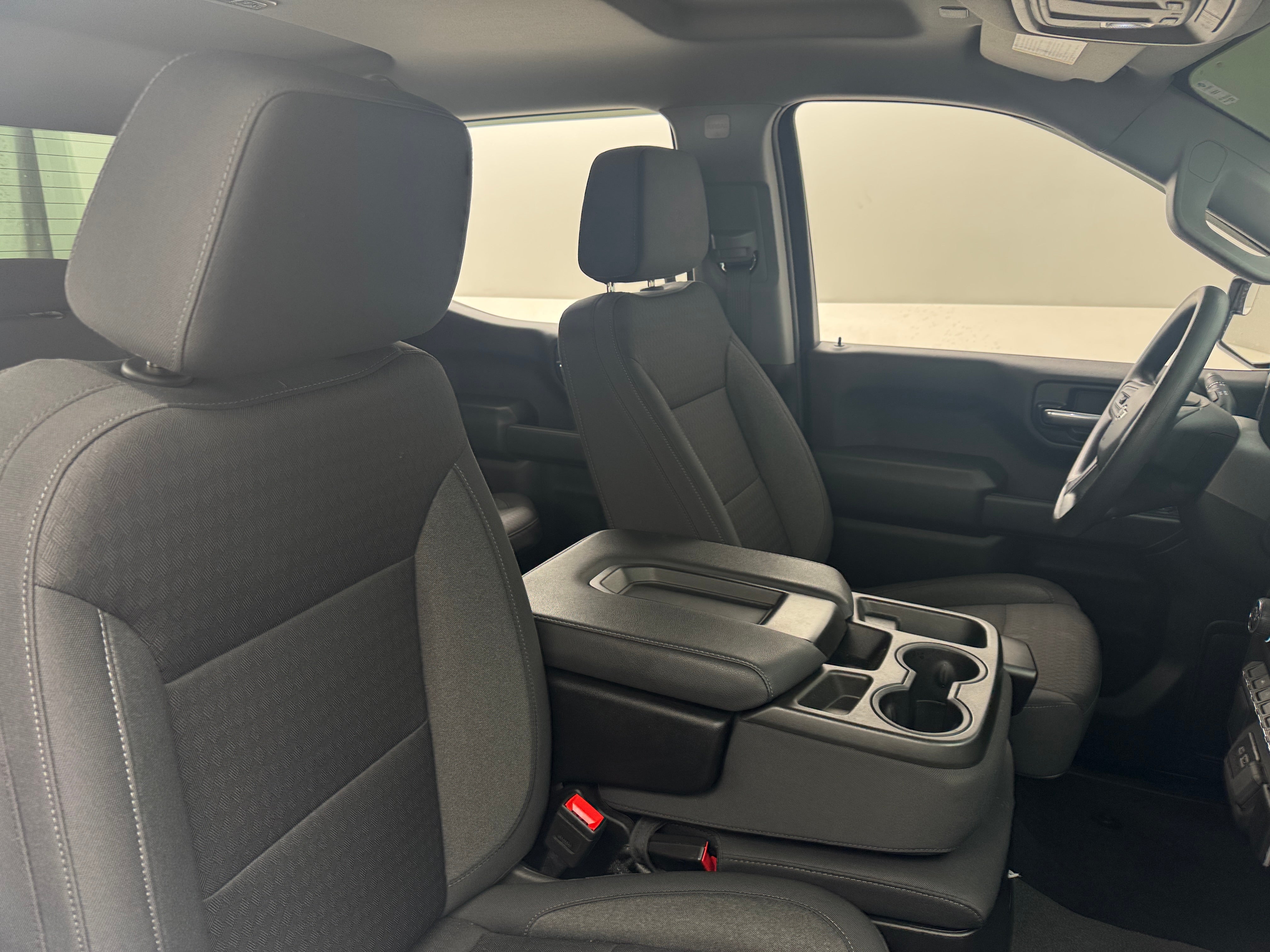 2023 Chevrolet Silverado 1500 Custom Trail Boss 2