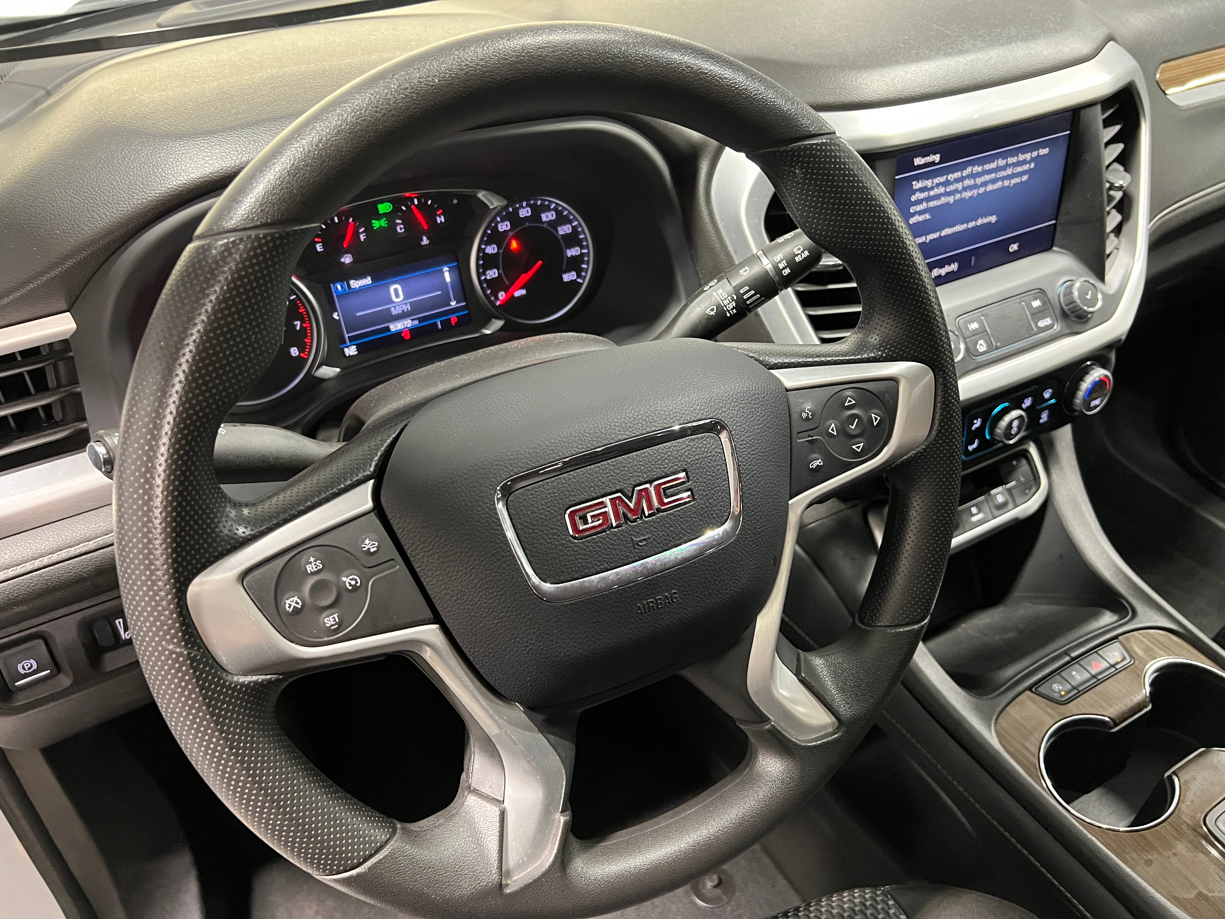 2023 GMC Acadia SLE 5