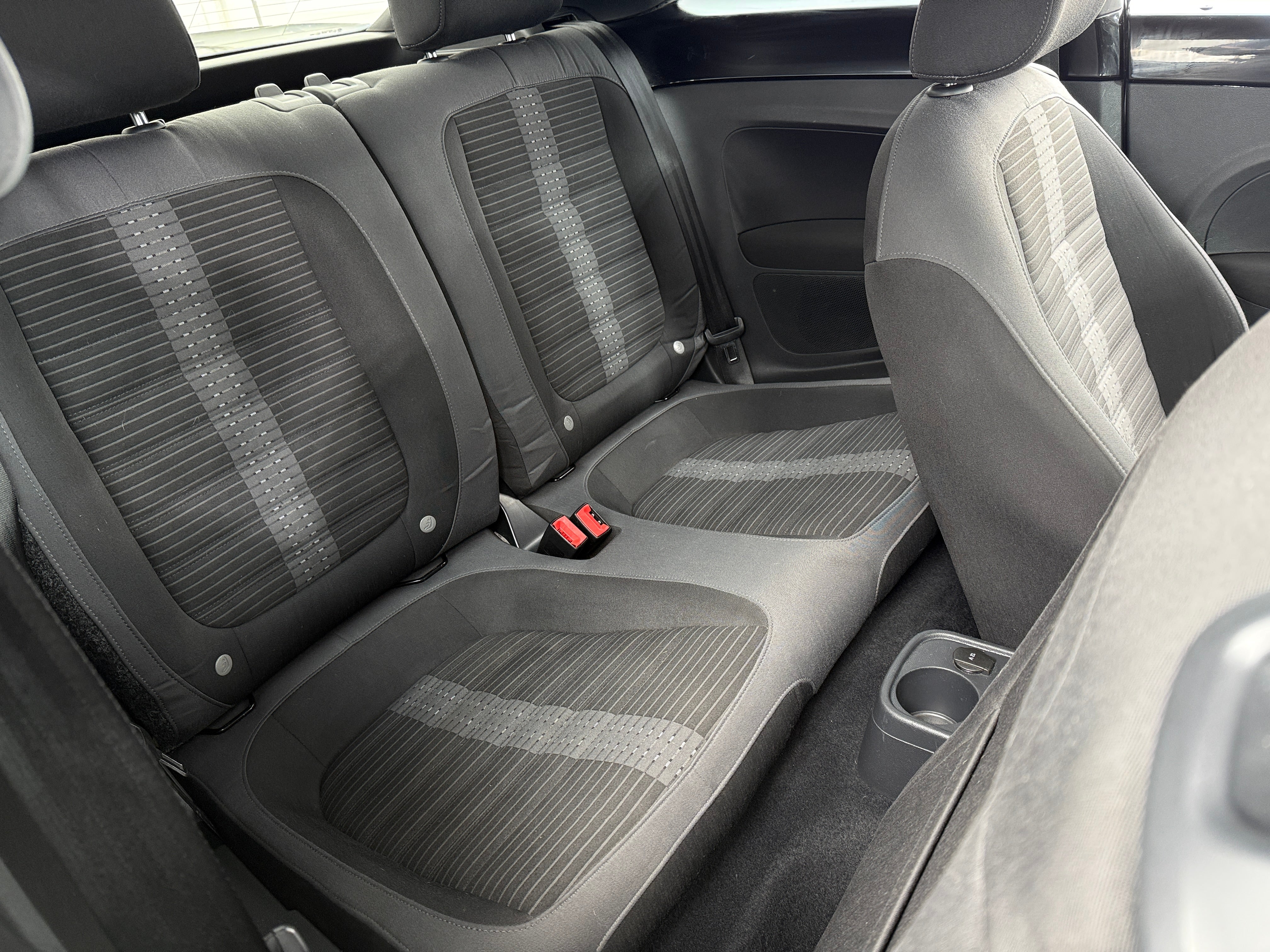 2012 Volkswagen Beetle  6