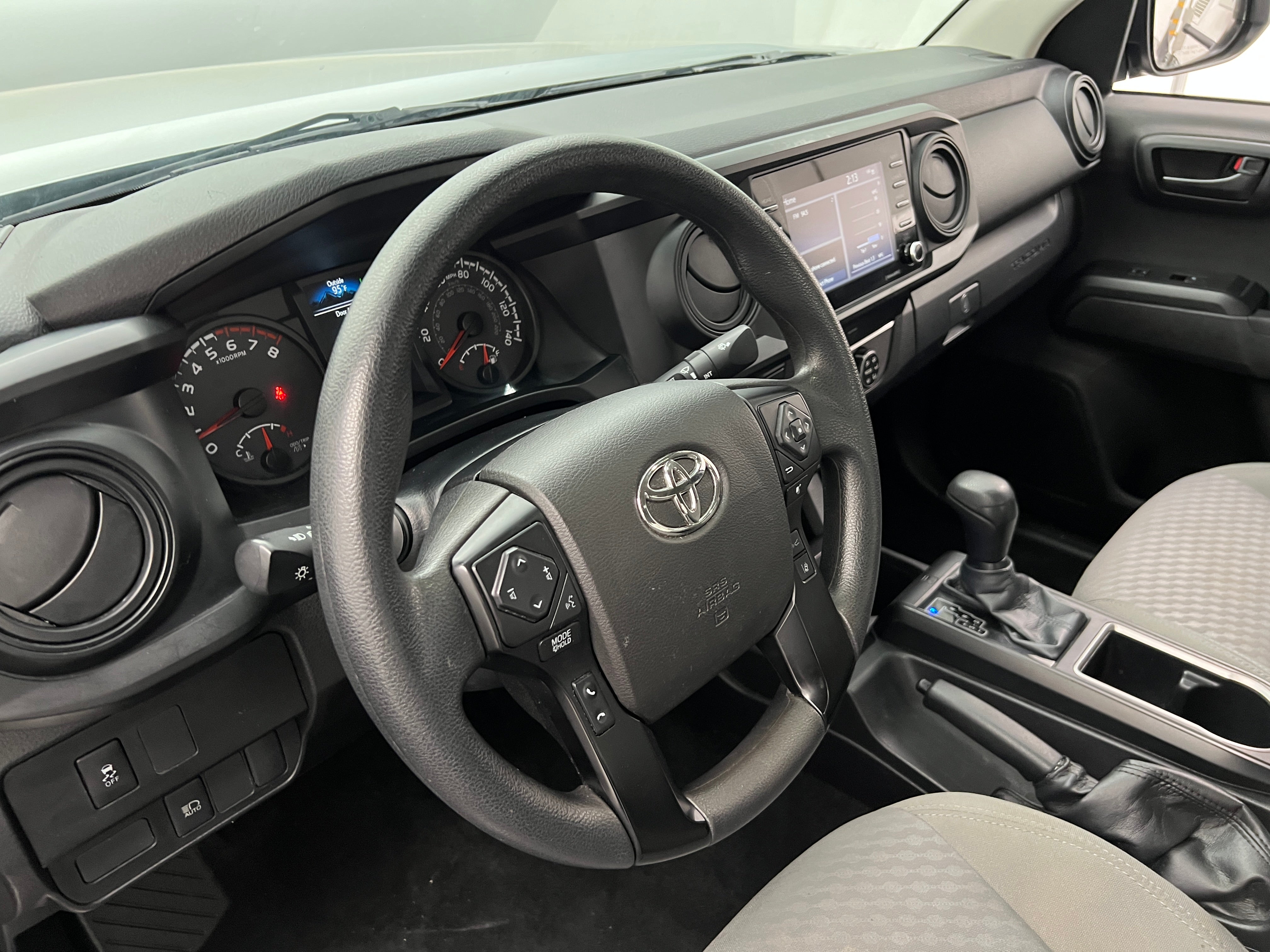 2022 Toyota Tacoma SR 5