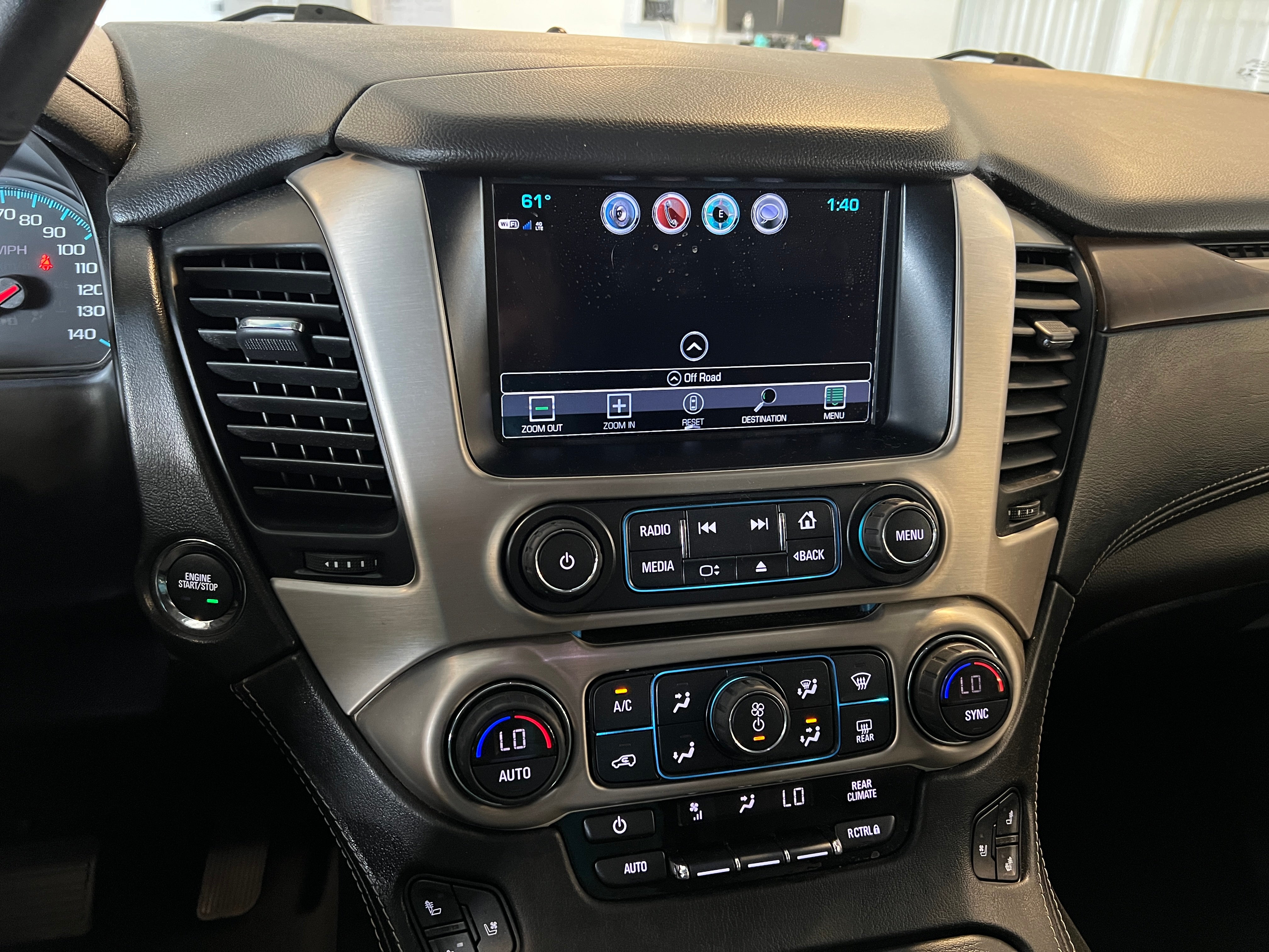 2019 GMC Yukon XL Denali 3