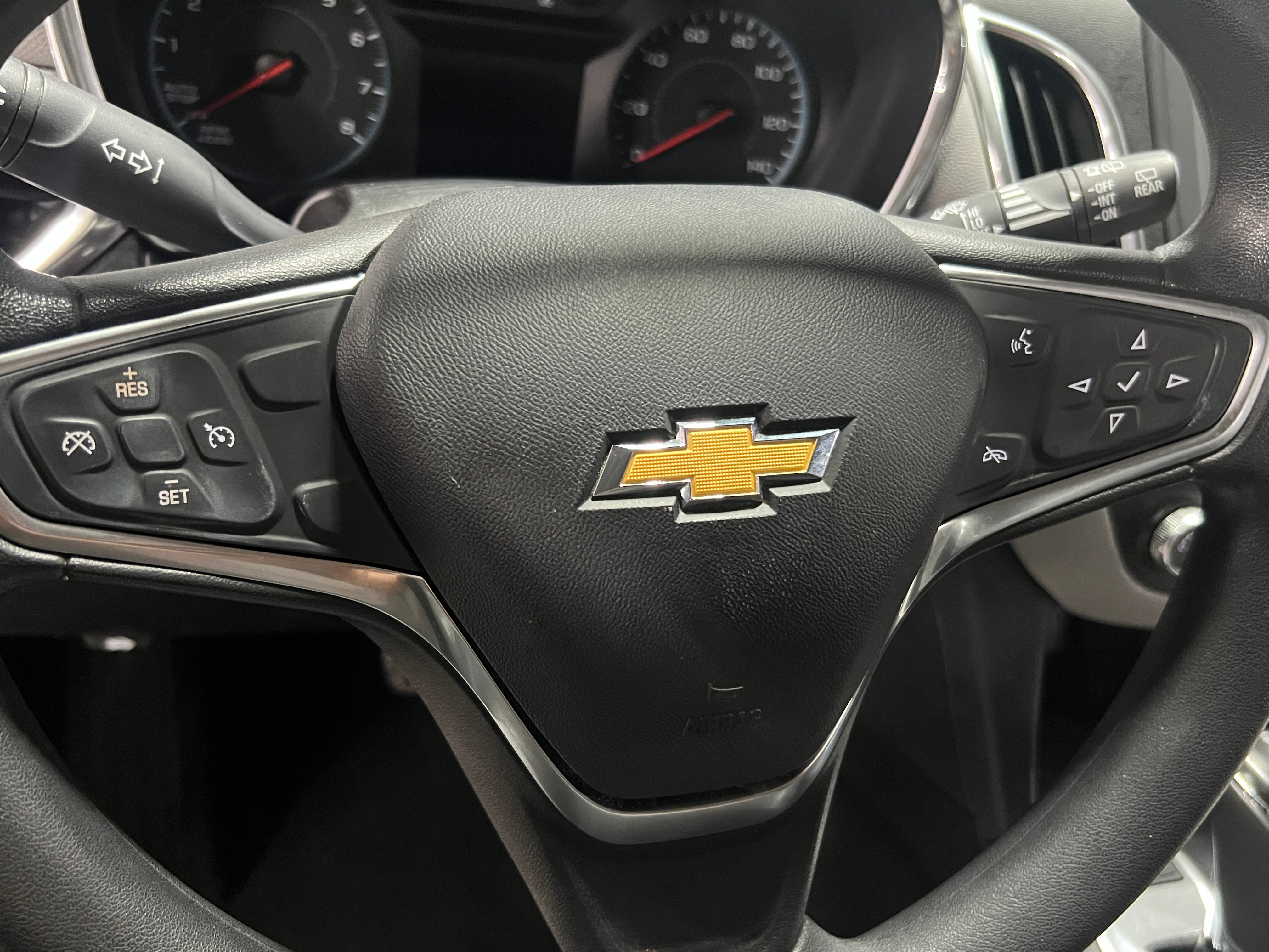 2018 Chevrolet Equinox LS 5