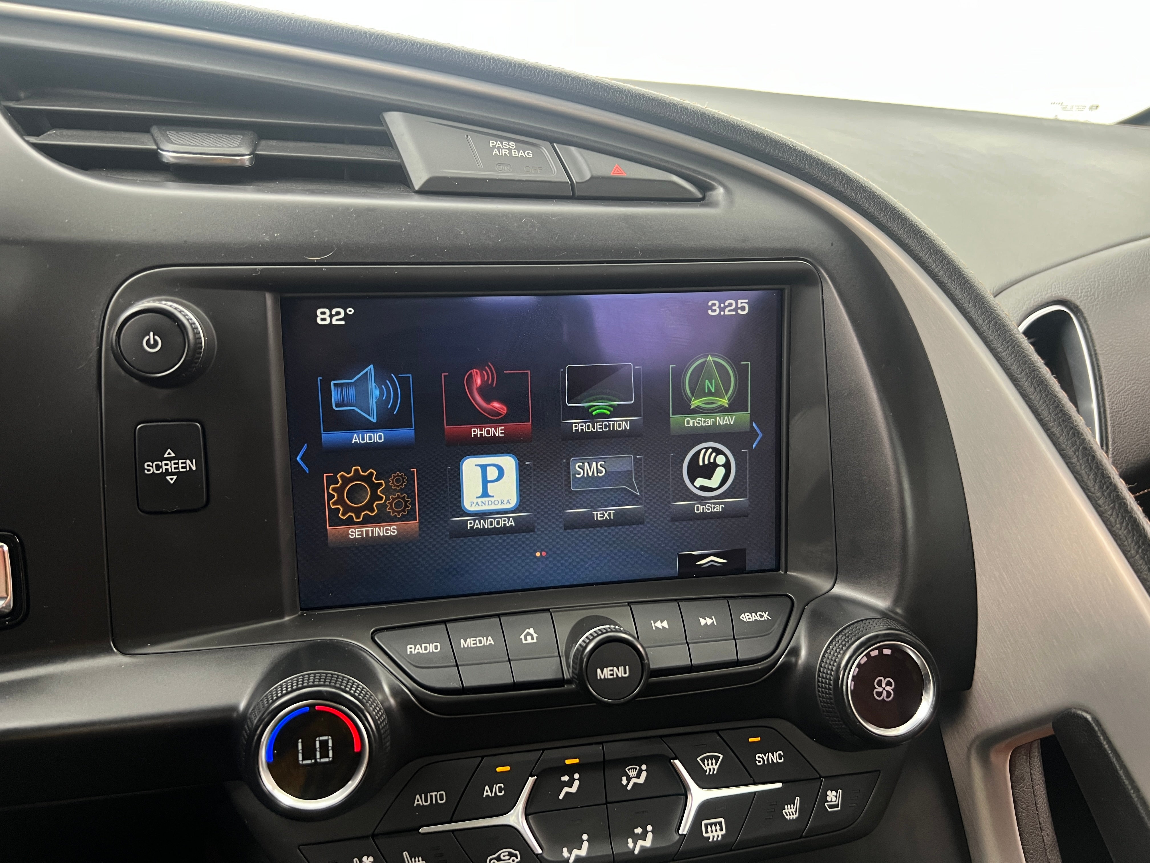 2016 Chevrolet Corvette Stingray 2