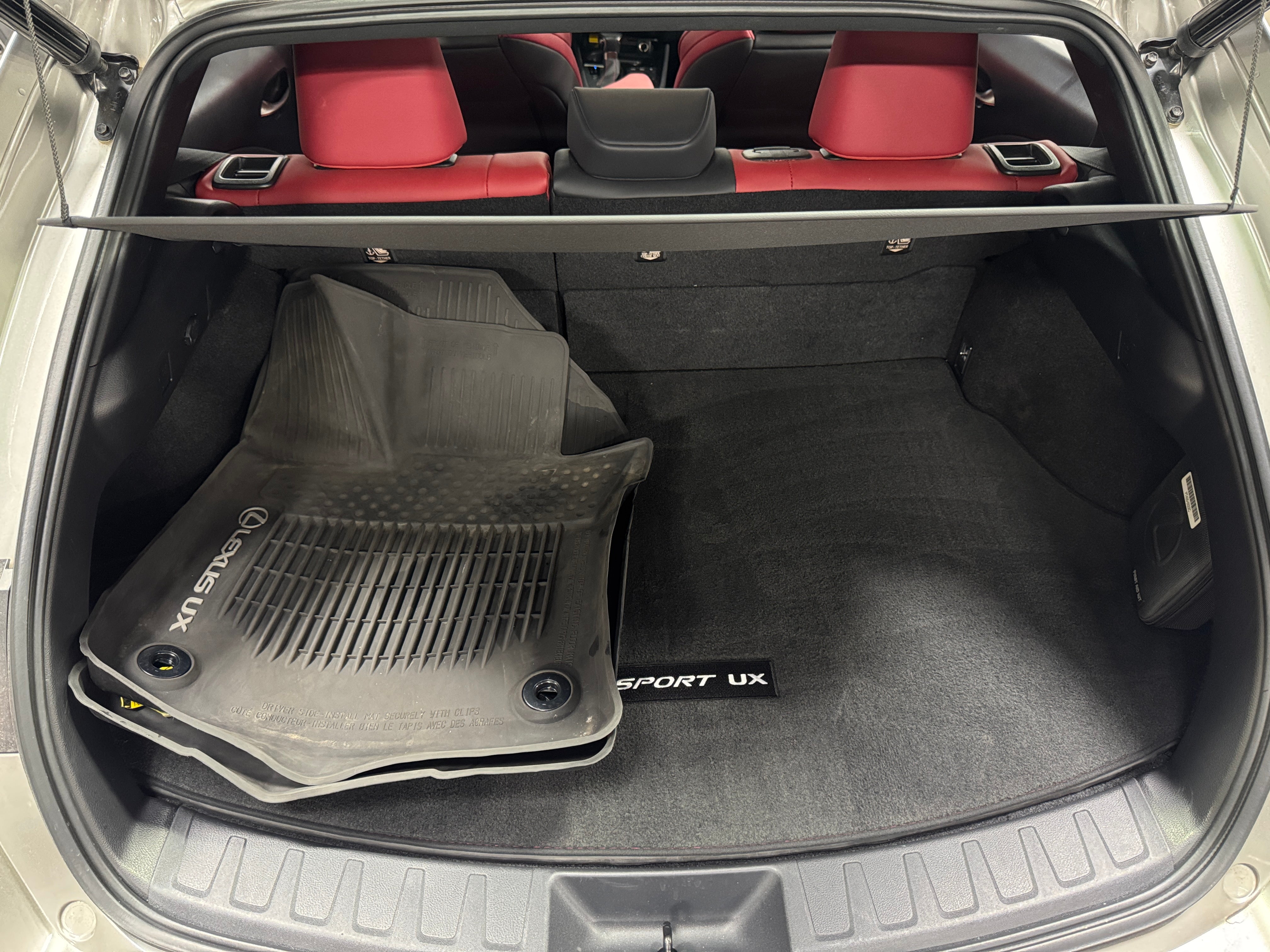2022 Lexus UX 250h 7
