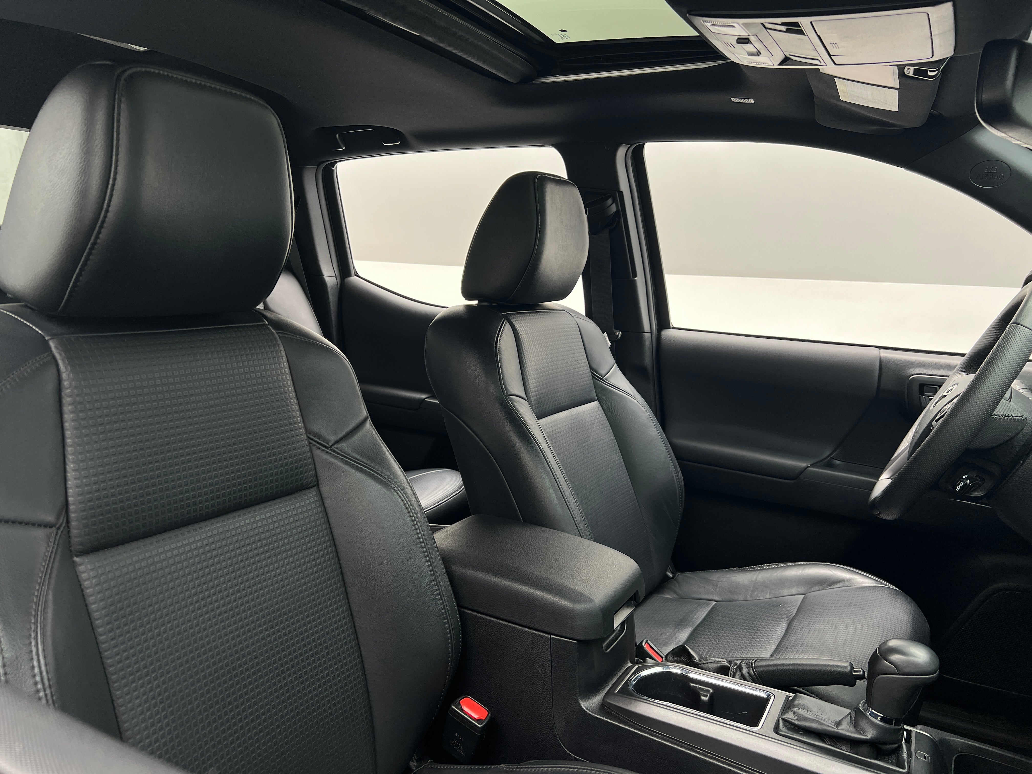 2019 Toyota Tacoma TRD Sport 2