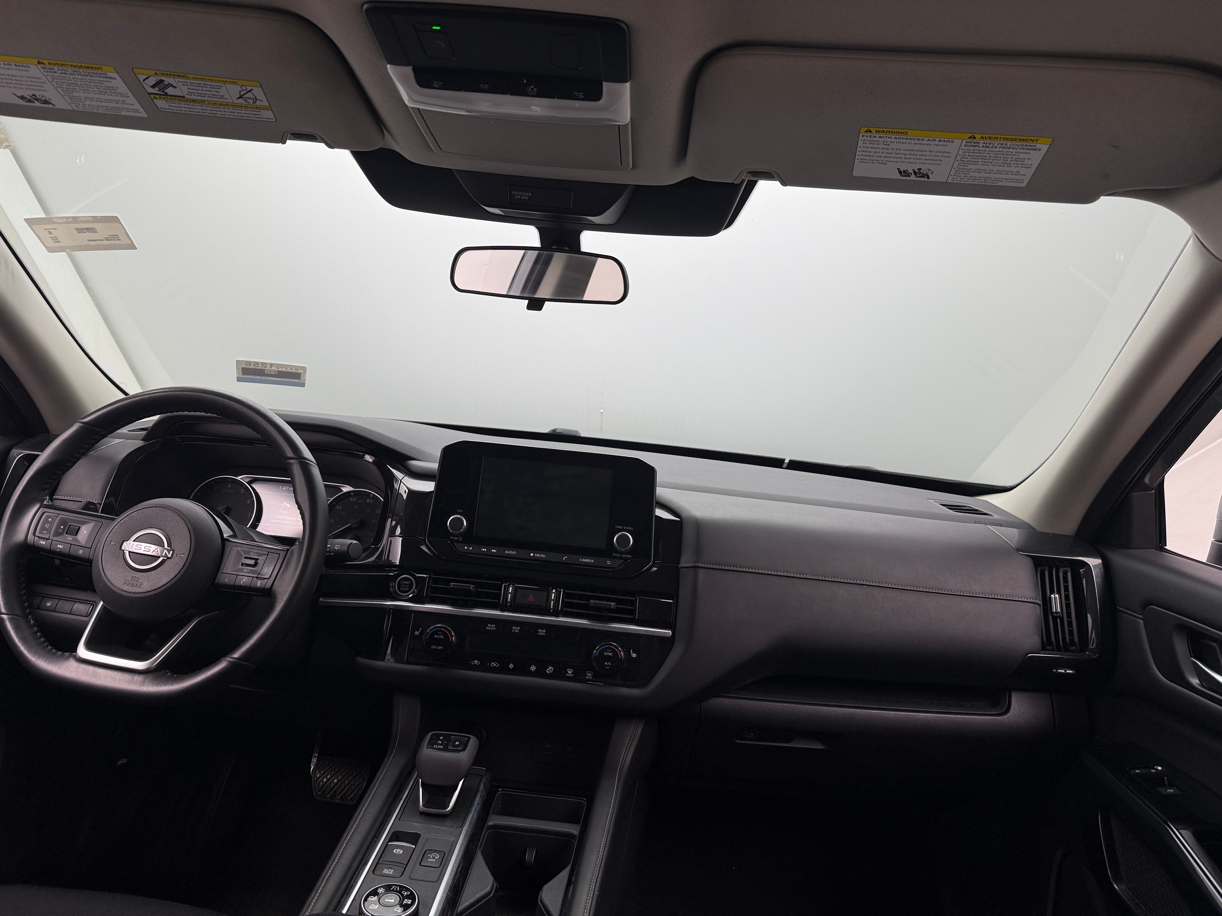 2022 Nissan Pathfinder SV 3