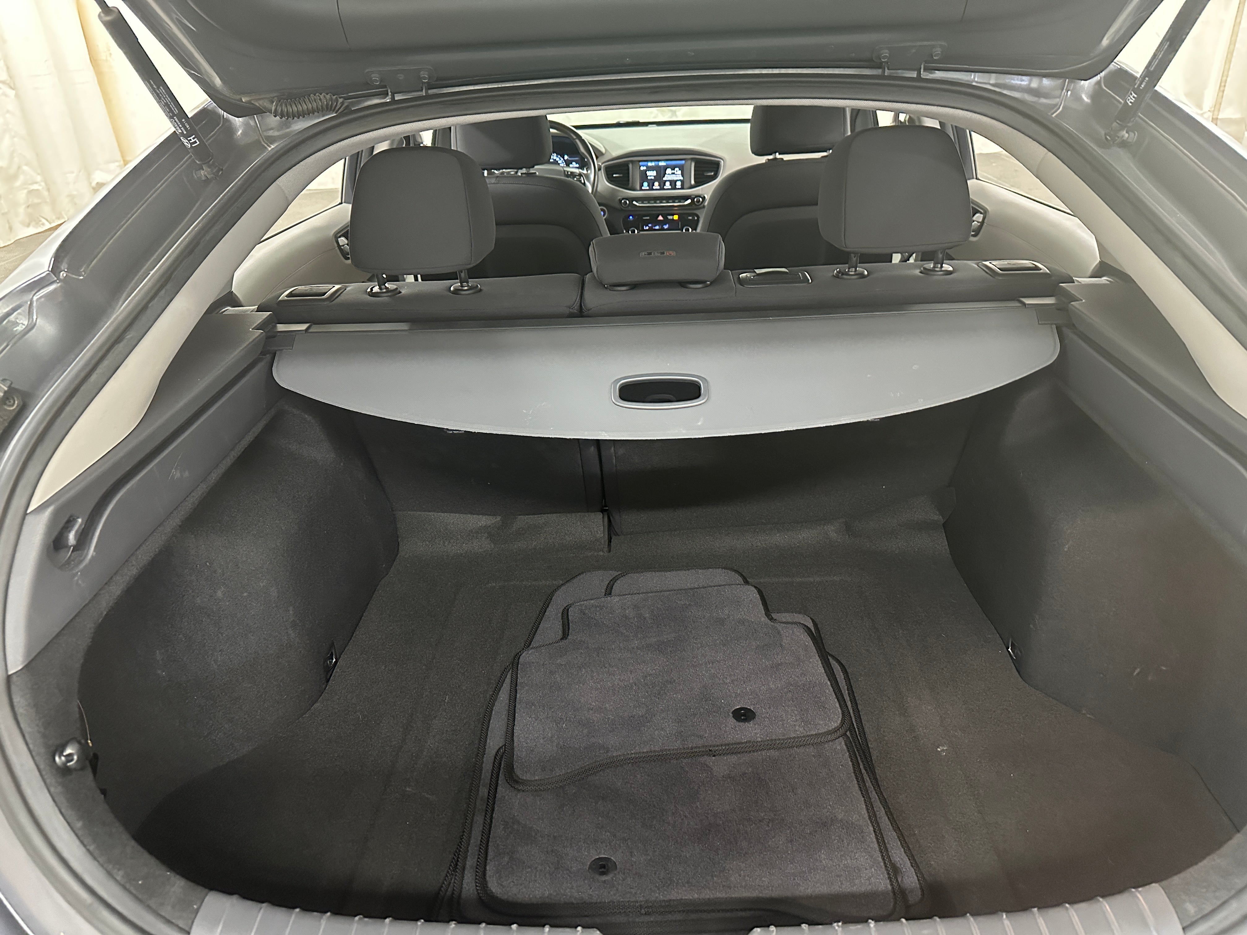 2018 Hyundai Ioniq SEL 7