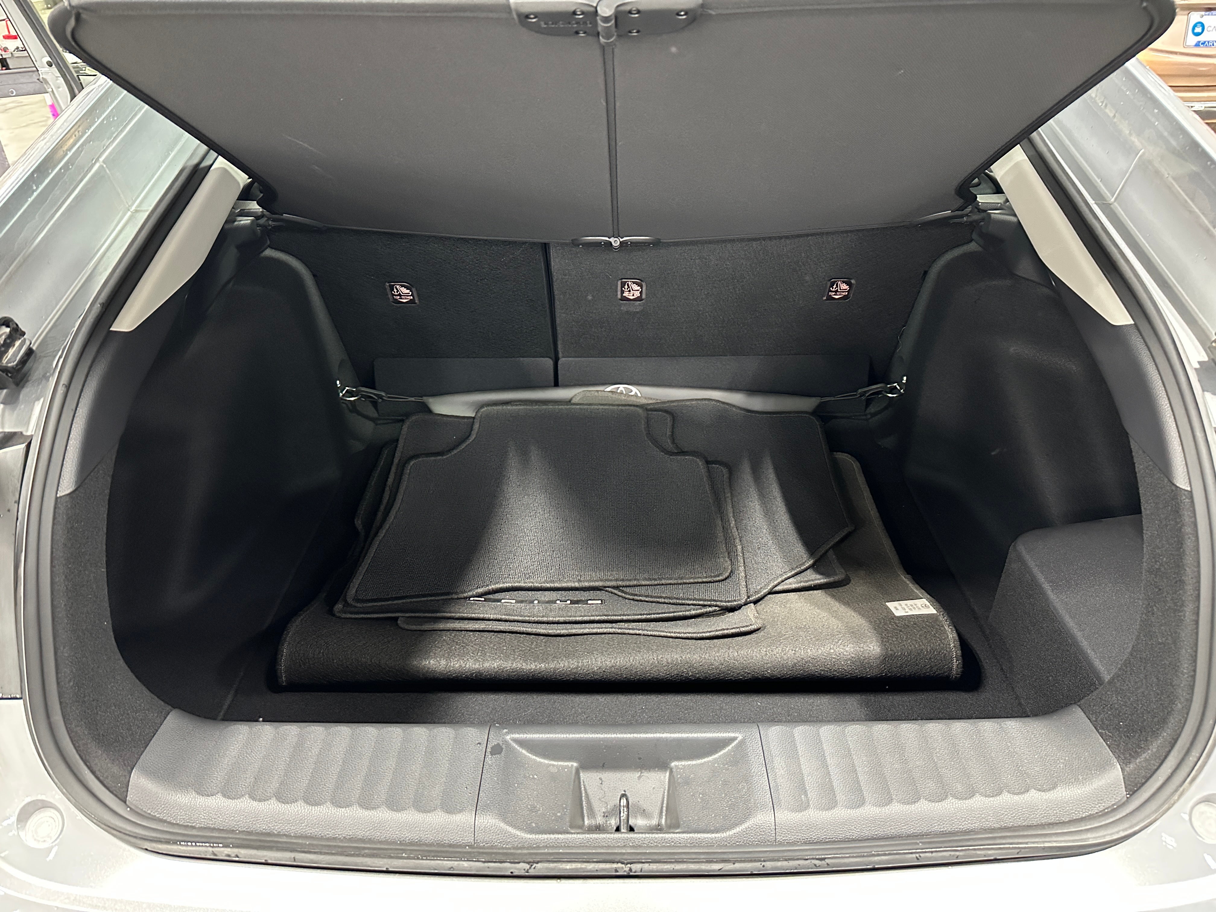 2024 Toyota Prius LE 7