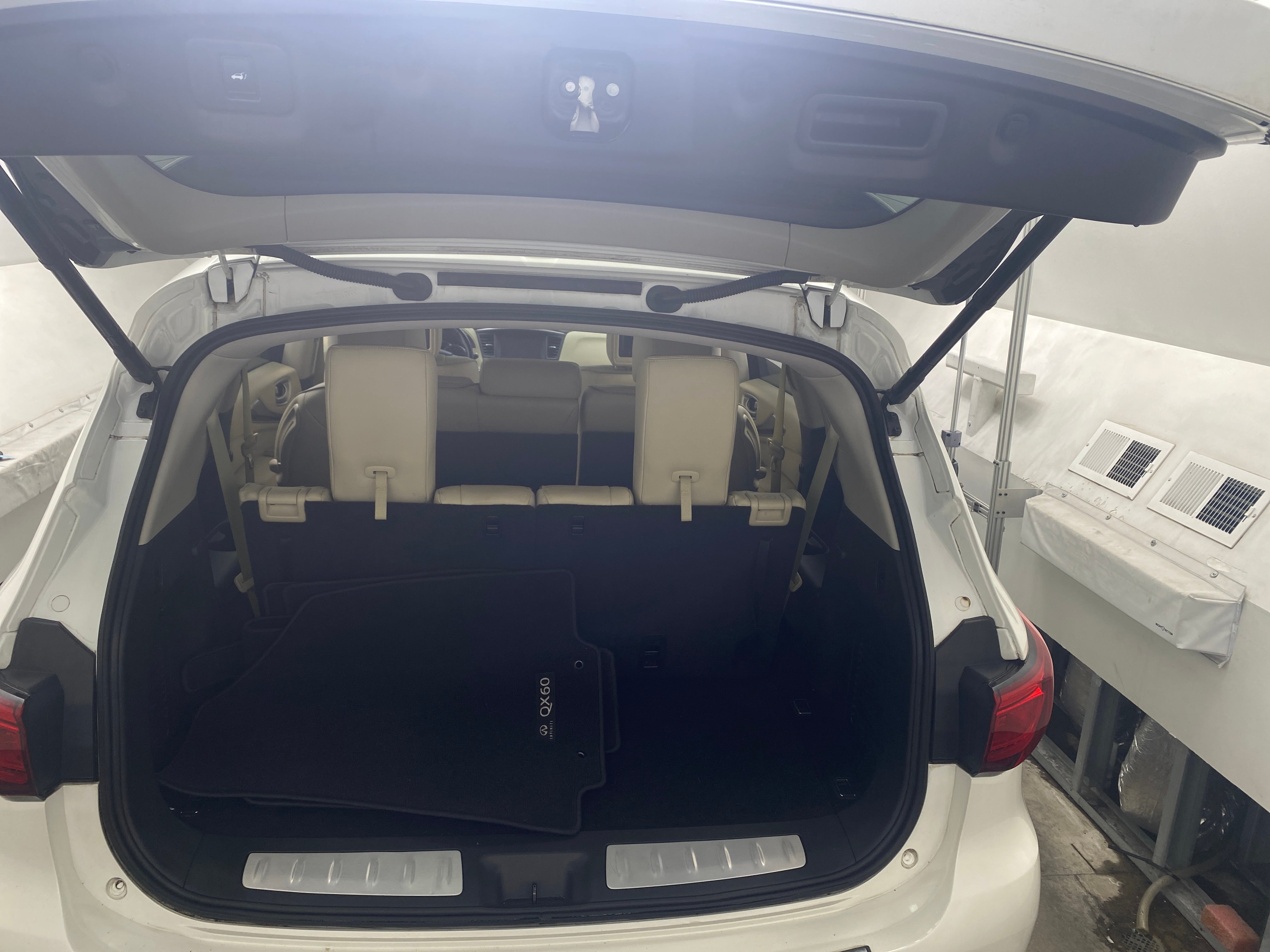 2016 INFINITI QX60  6