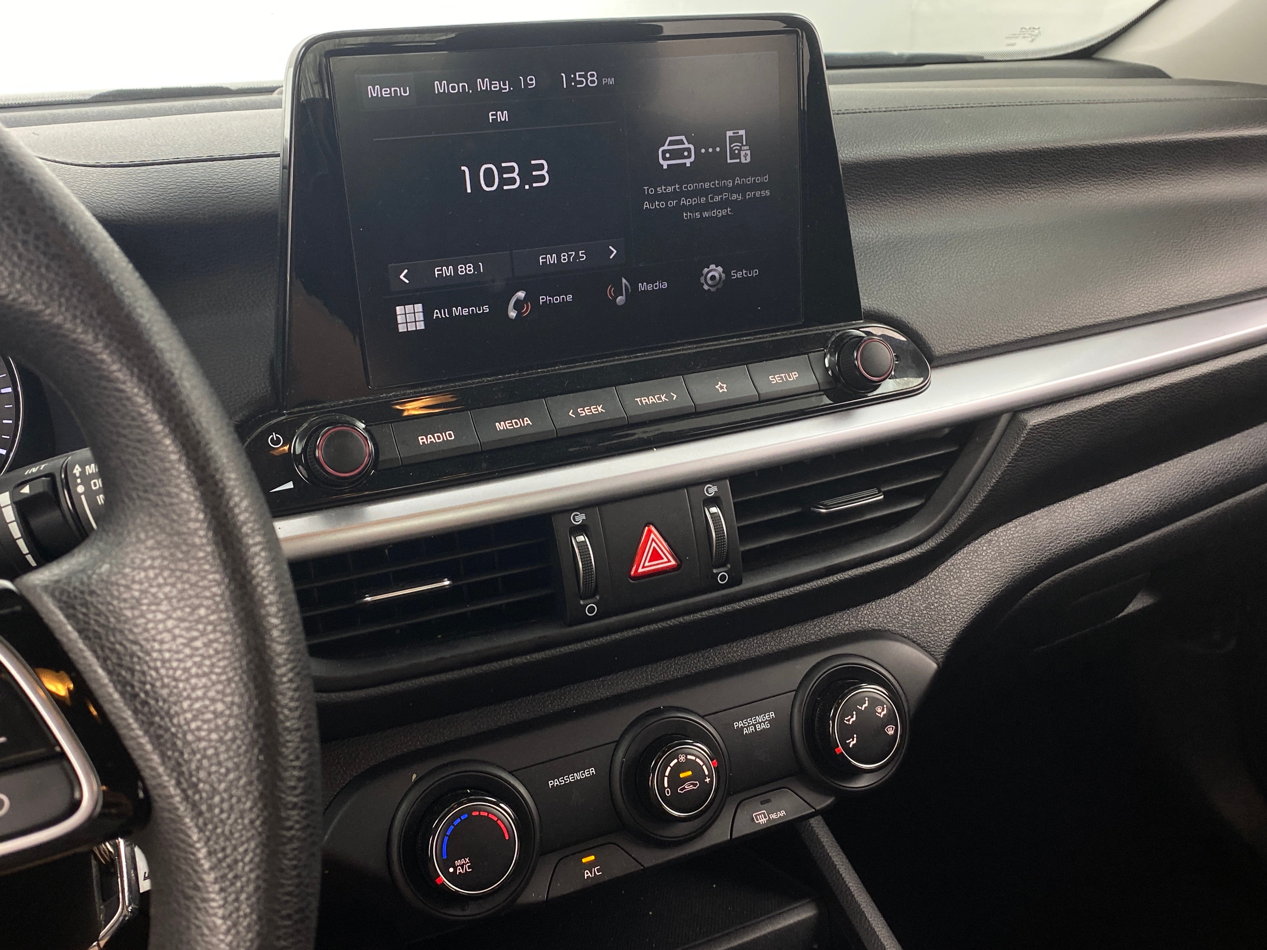 2024 Kia Forte LXS 4