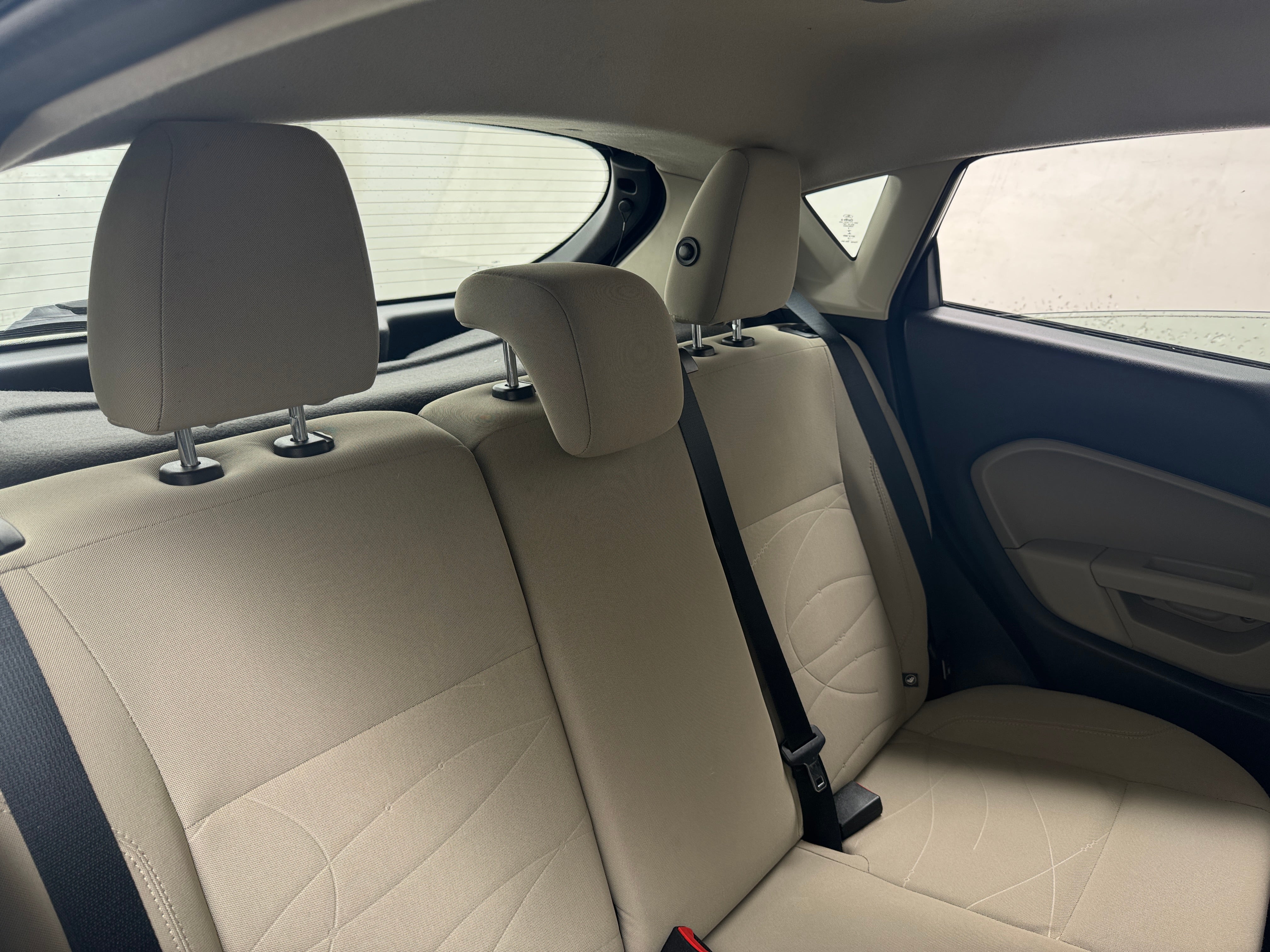 2018 Ford Fiesta SE 6