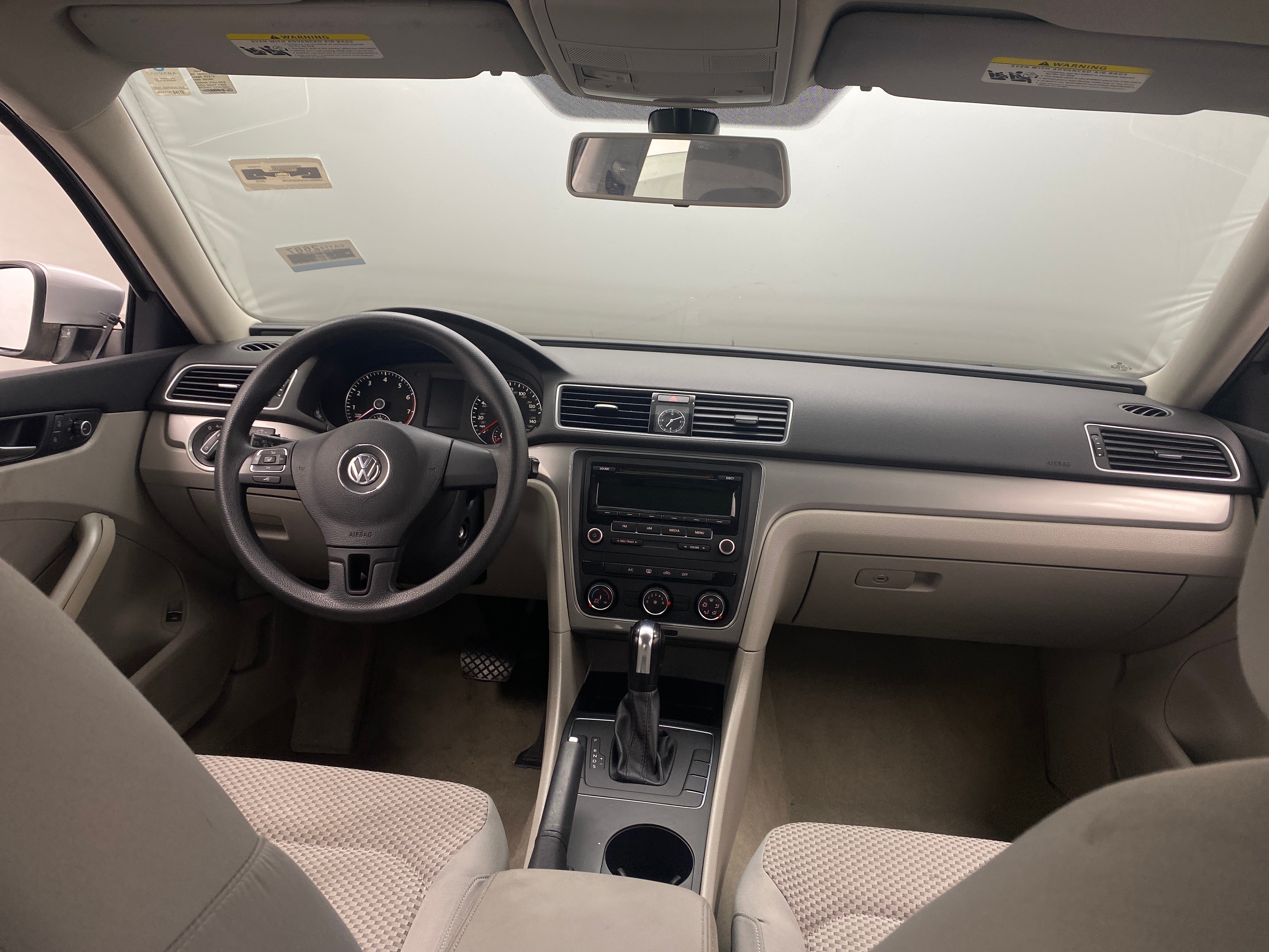 2013 Volkswagen Passat S 3