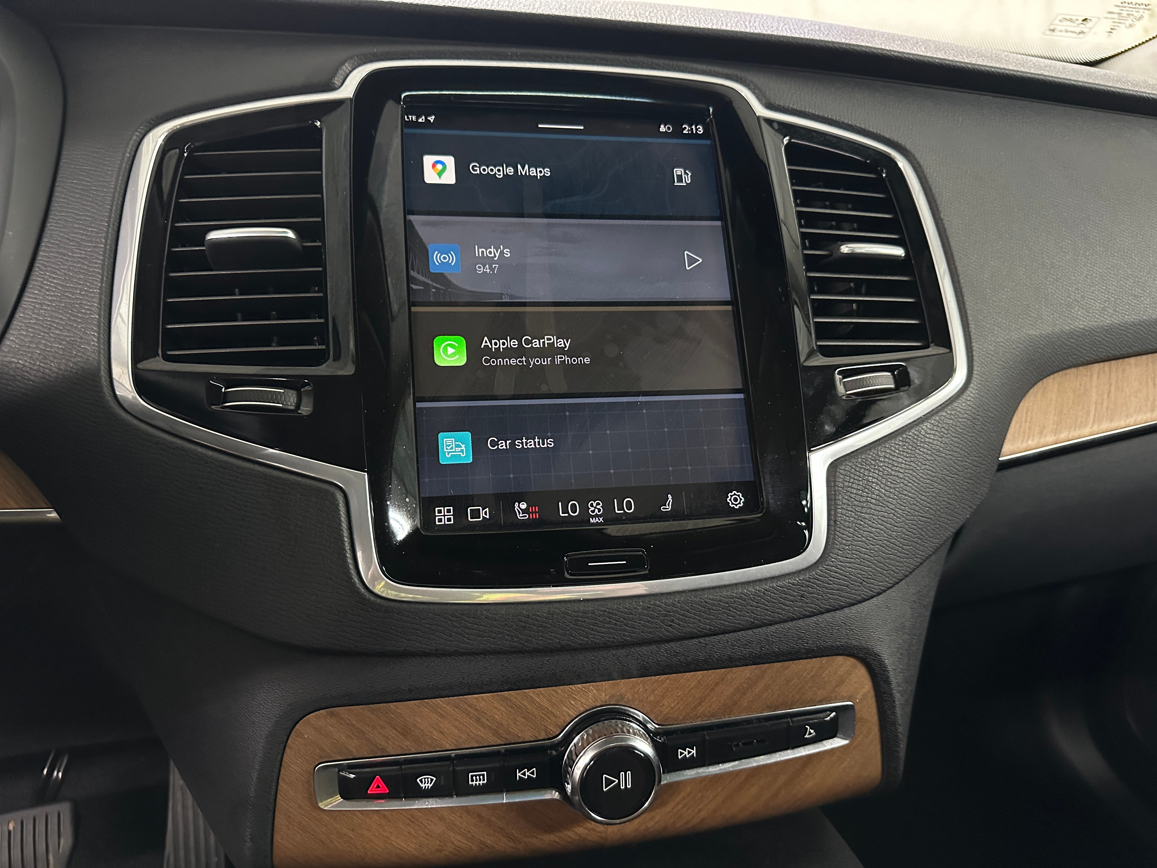2024 Volvo XC90 B5 Plus 3