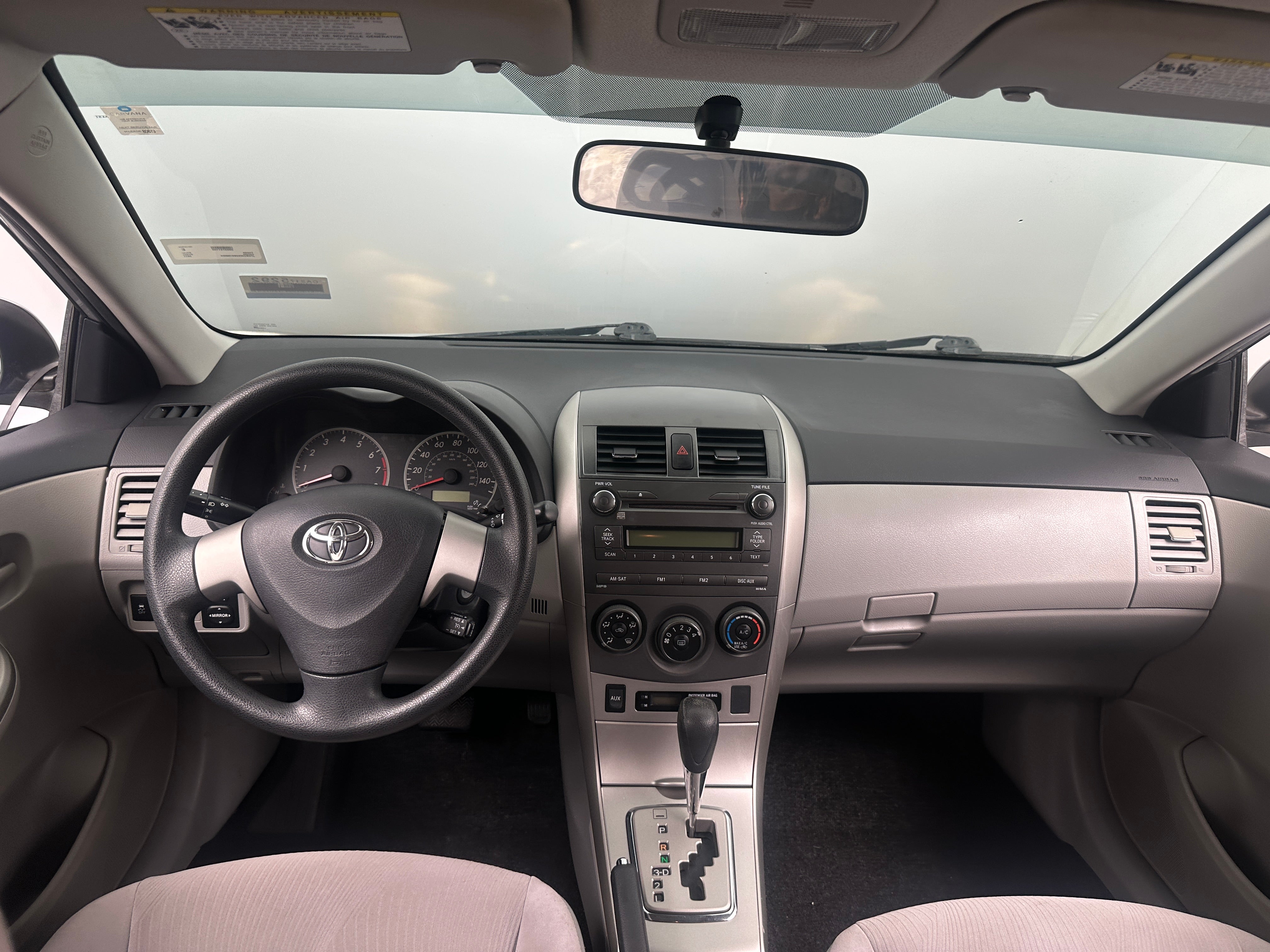 2011 Toyota Corolla LE 3