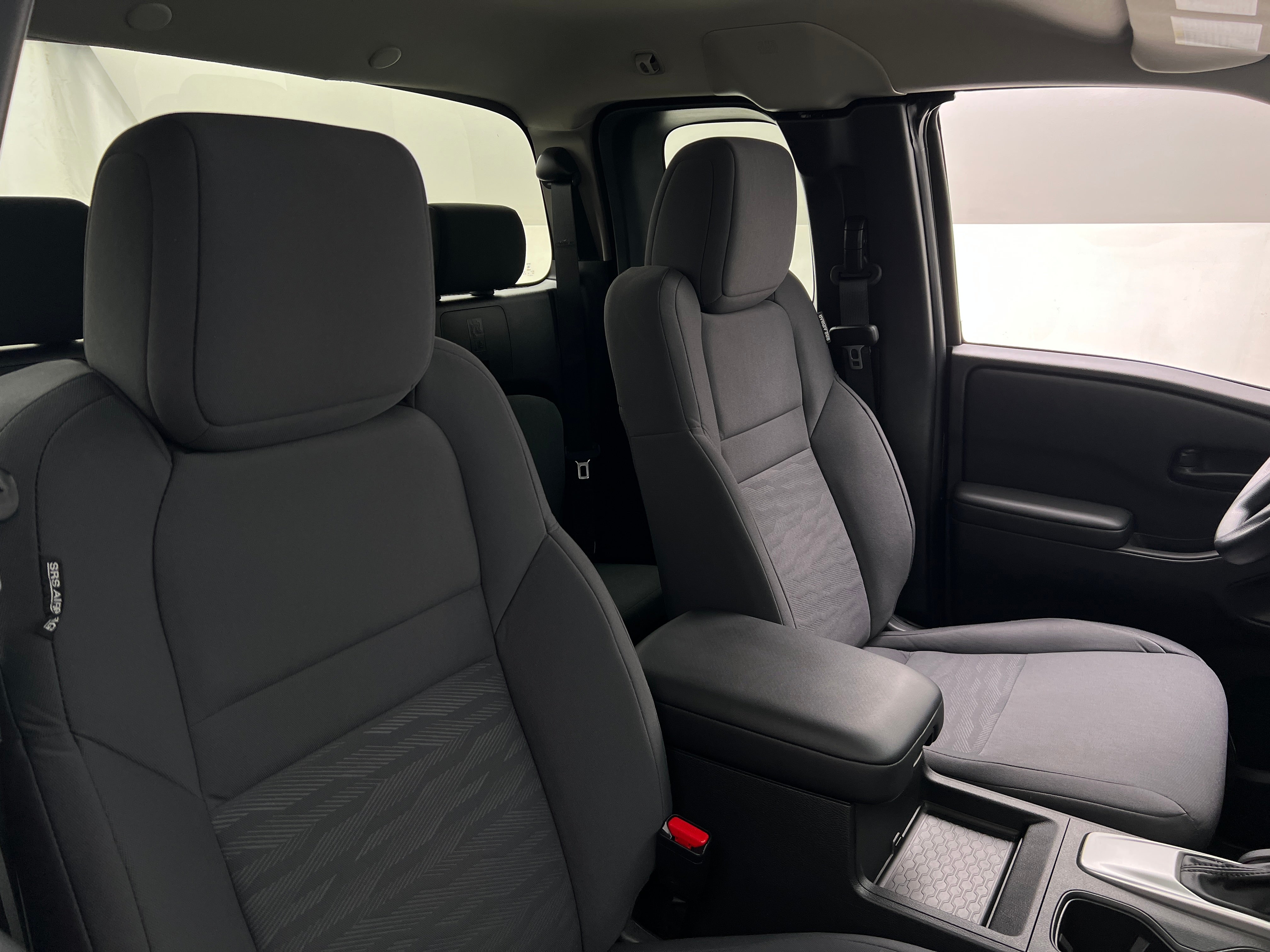 2024 Nissan Frontier S/C 2