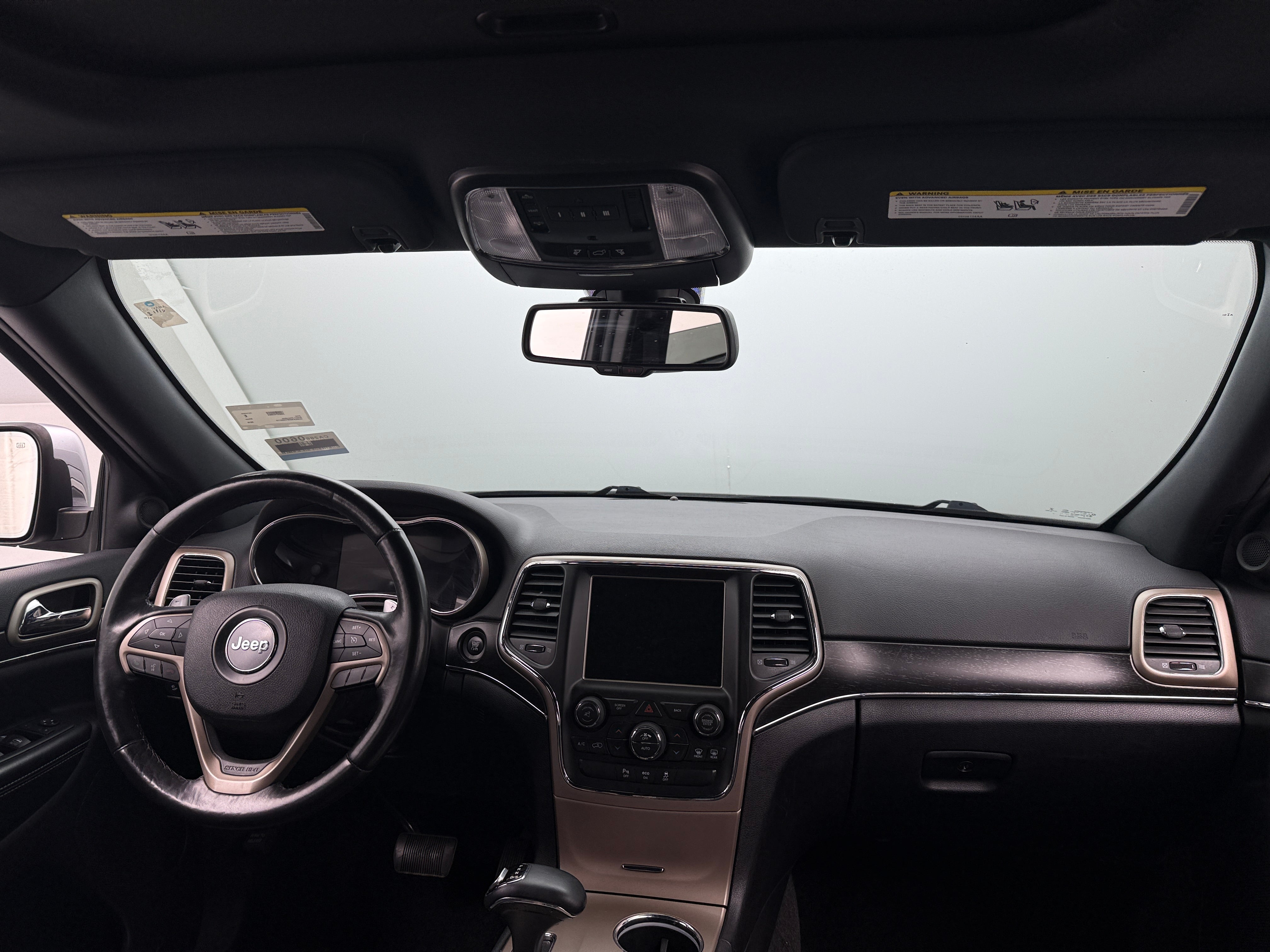 2015 Jeep Grand Cherokee Limited Edition 2