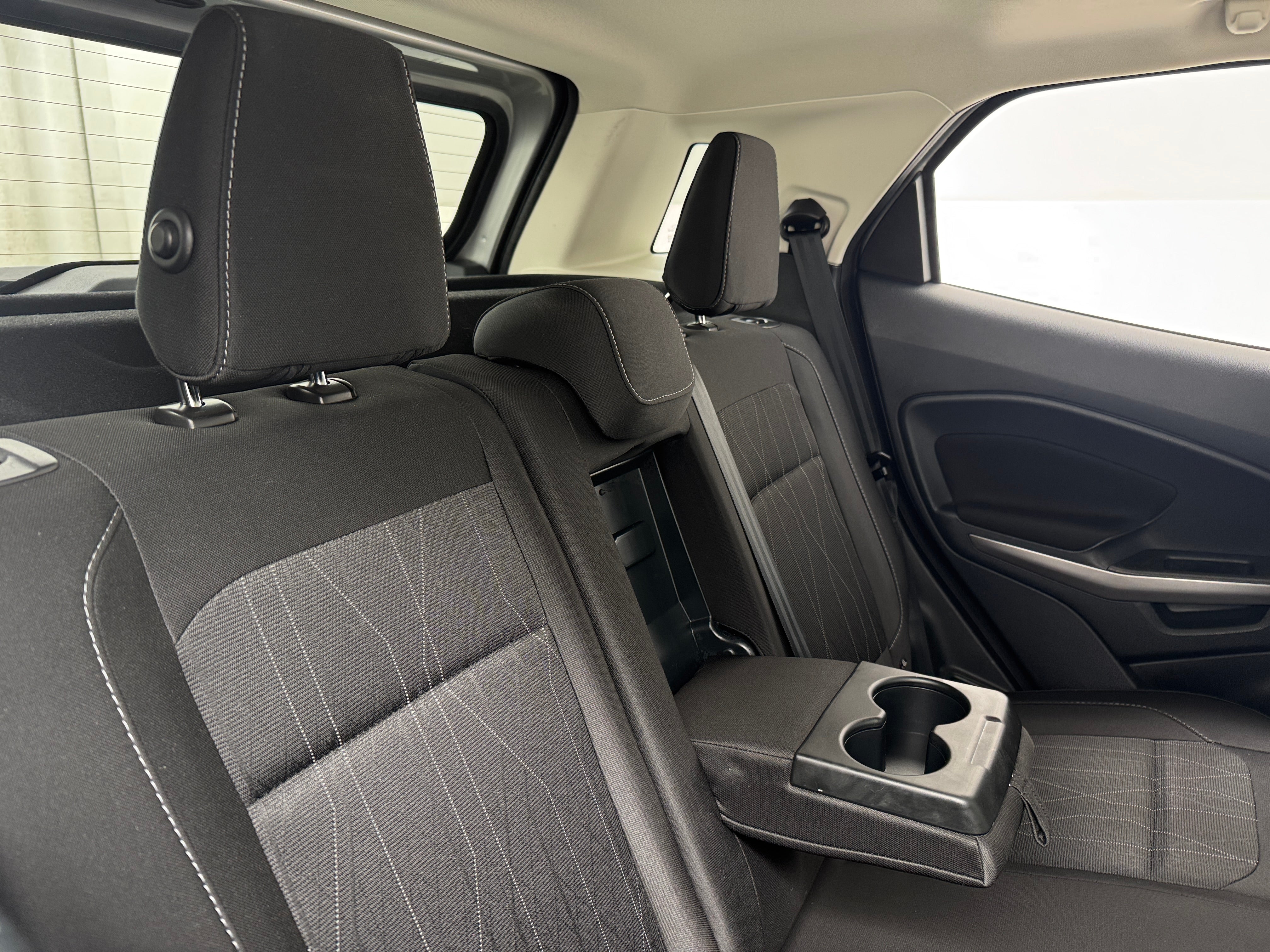 2021 Ford EcoSport SE 6